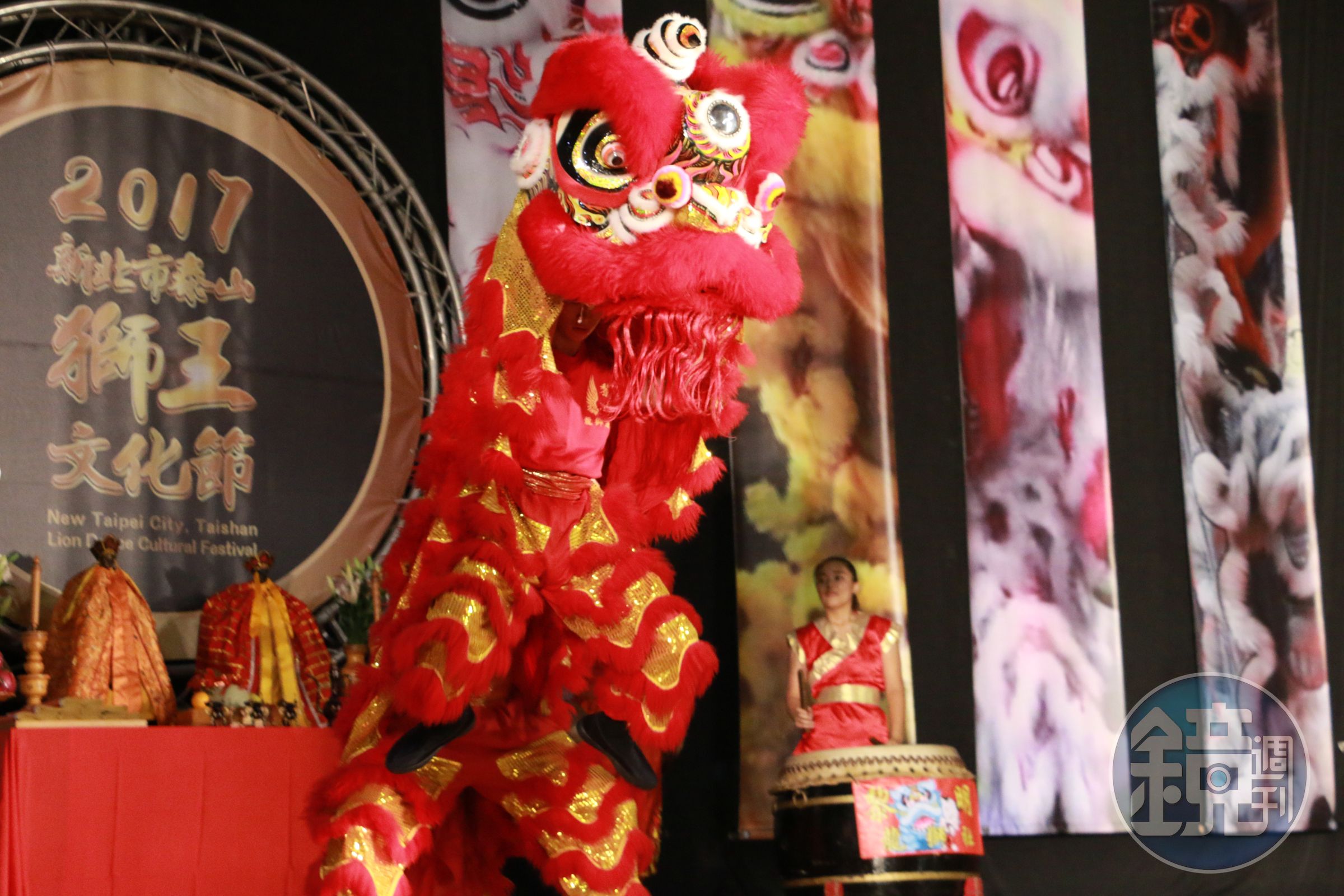 泰山獅王節於今日揭開序幕，重頭戲的跳樁賽吸引8支隊伍來角逐冠軍。（翻攝畫面）