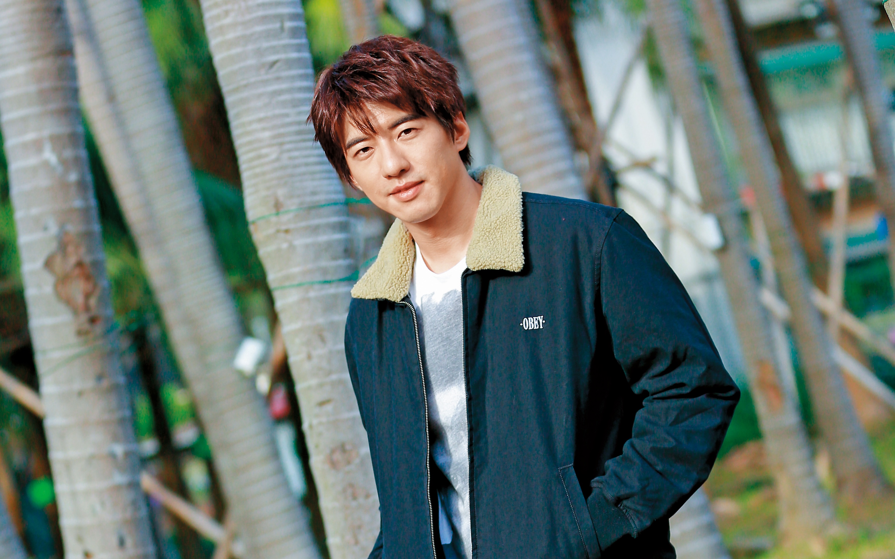 對於拿到金鐘迷你劇視帝，傅孟柏謙虛表示演員之路才正要開始，還在摸索演戲是怎麼一回事。