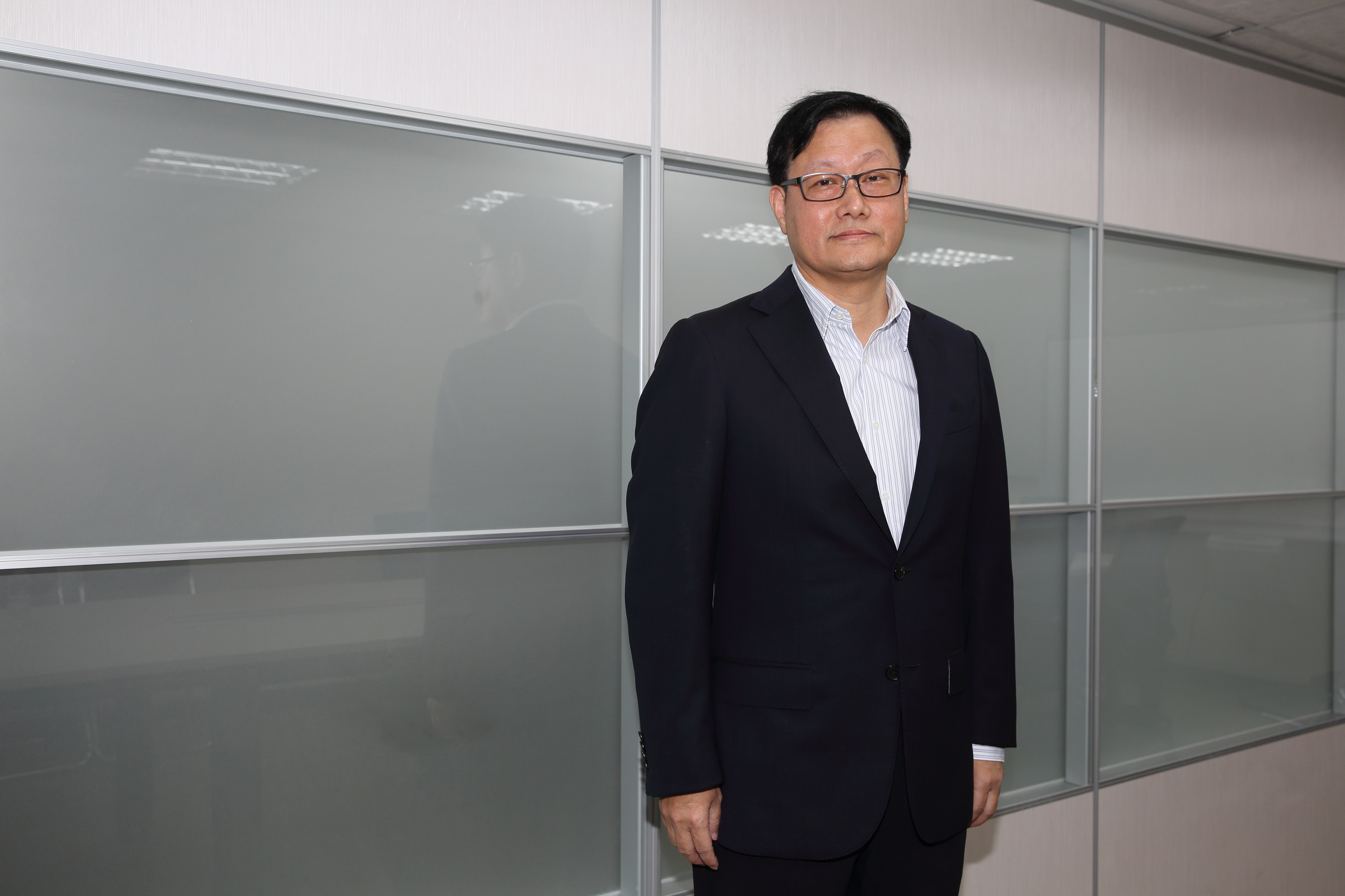 張高祥生活簡單，唯一興趣就是房地產，不菸不酒不應酬的他，每到傍晚就趕著去接女兒放學。