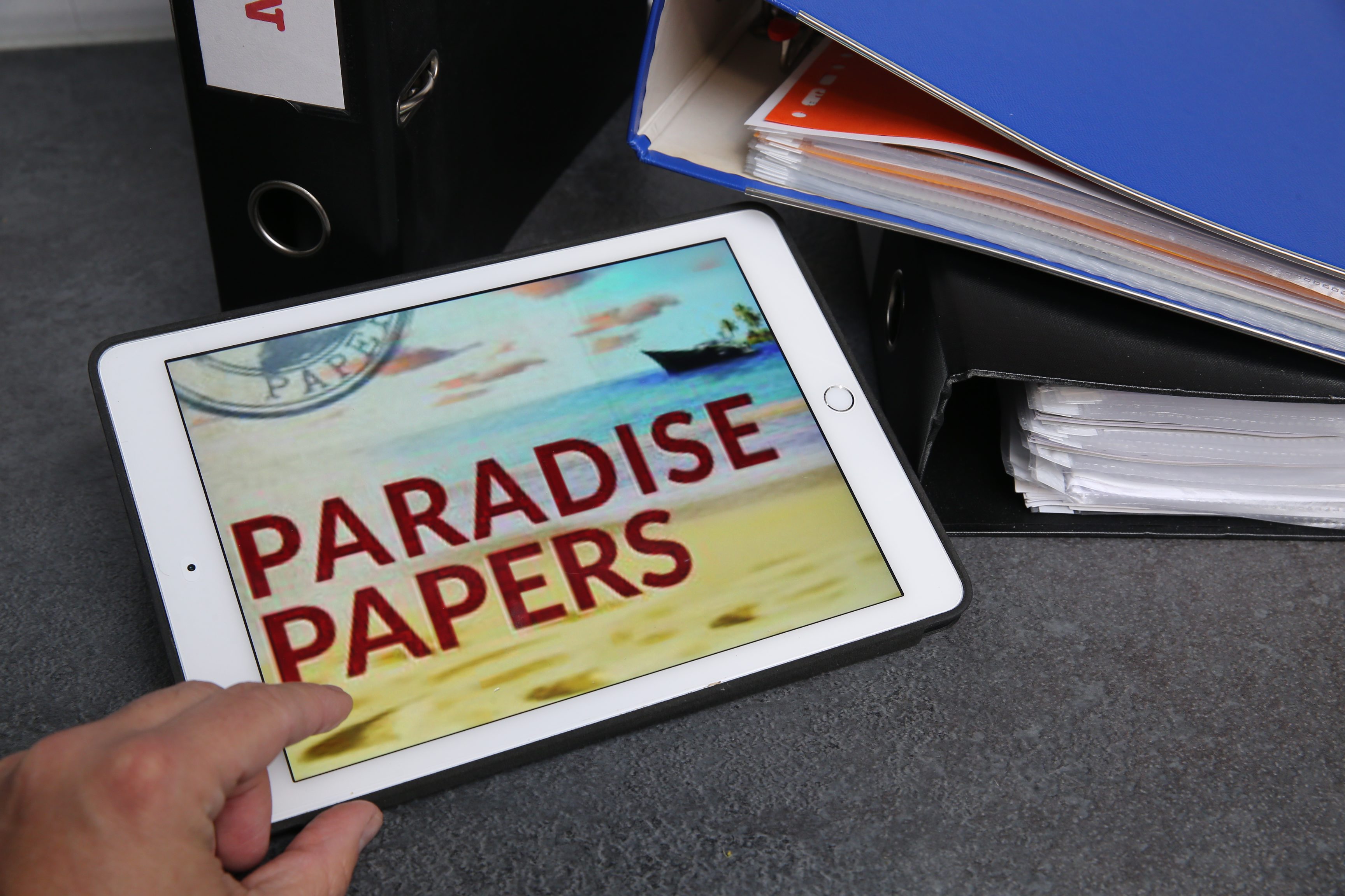 國際調查記者同盟（ICIJ）公布的「天堂文件」包含全球權貴與企業海外避稅資料。（東方IC）
