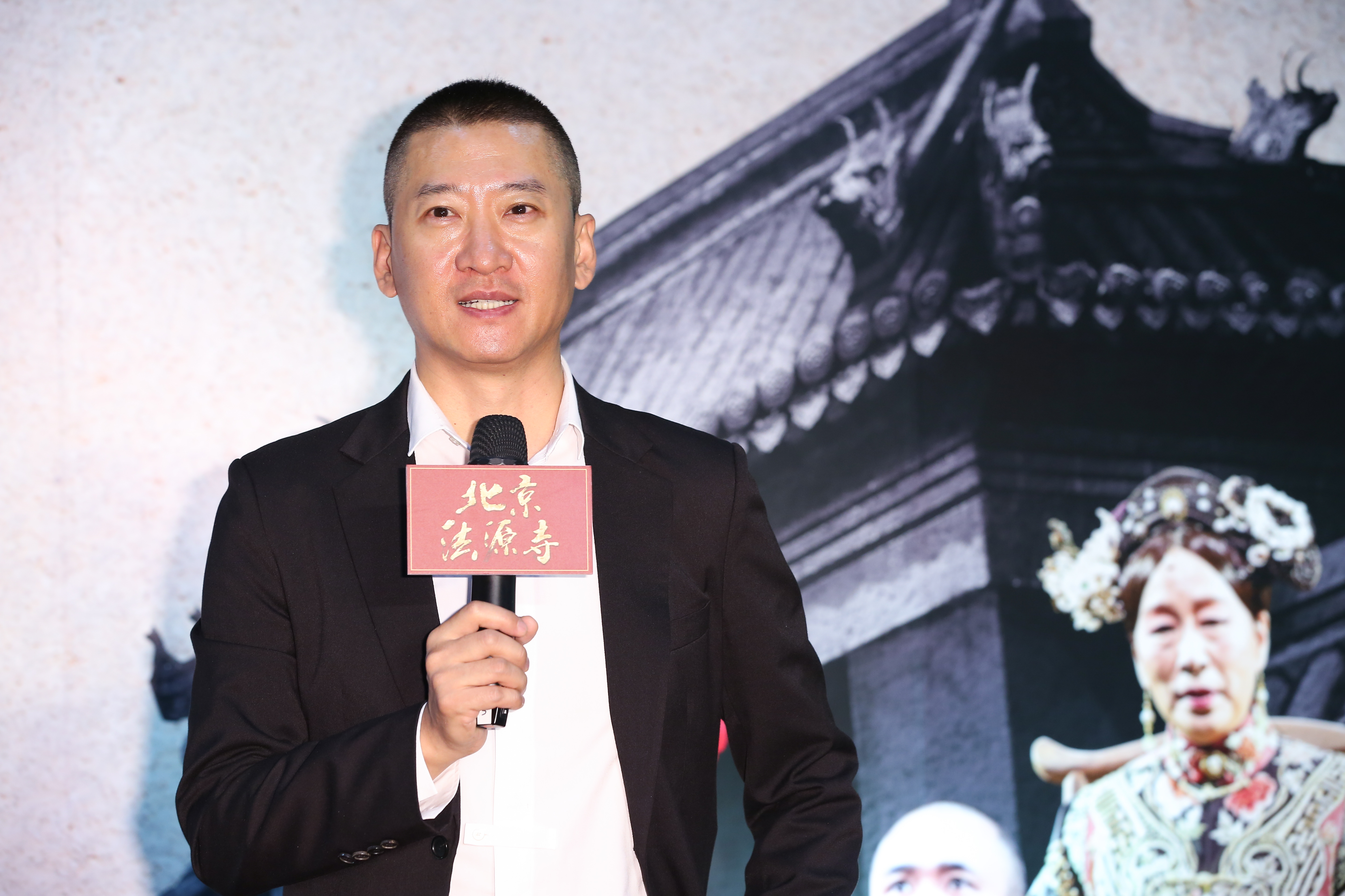 周杰之前狠批林心如「欺壓中國藝人」，此次來台當然成為媒體們必問話題，主辦單位擔心模糊焦點，現場僅開放3題給記者發問。