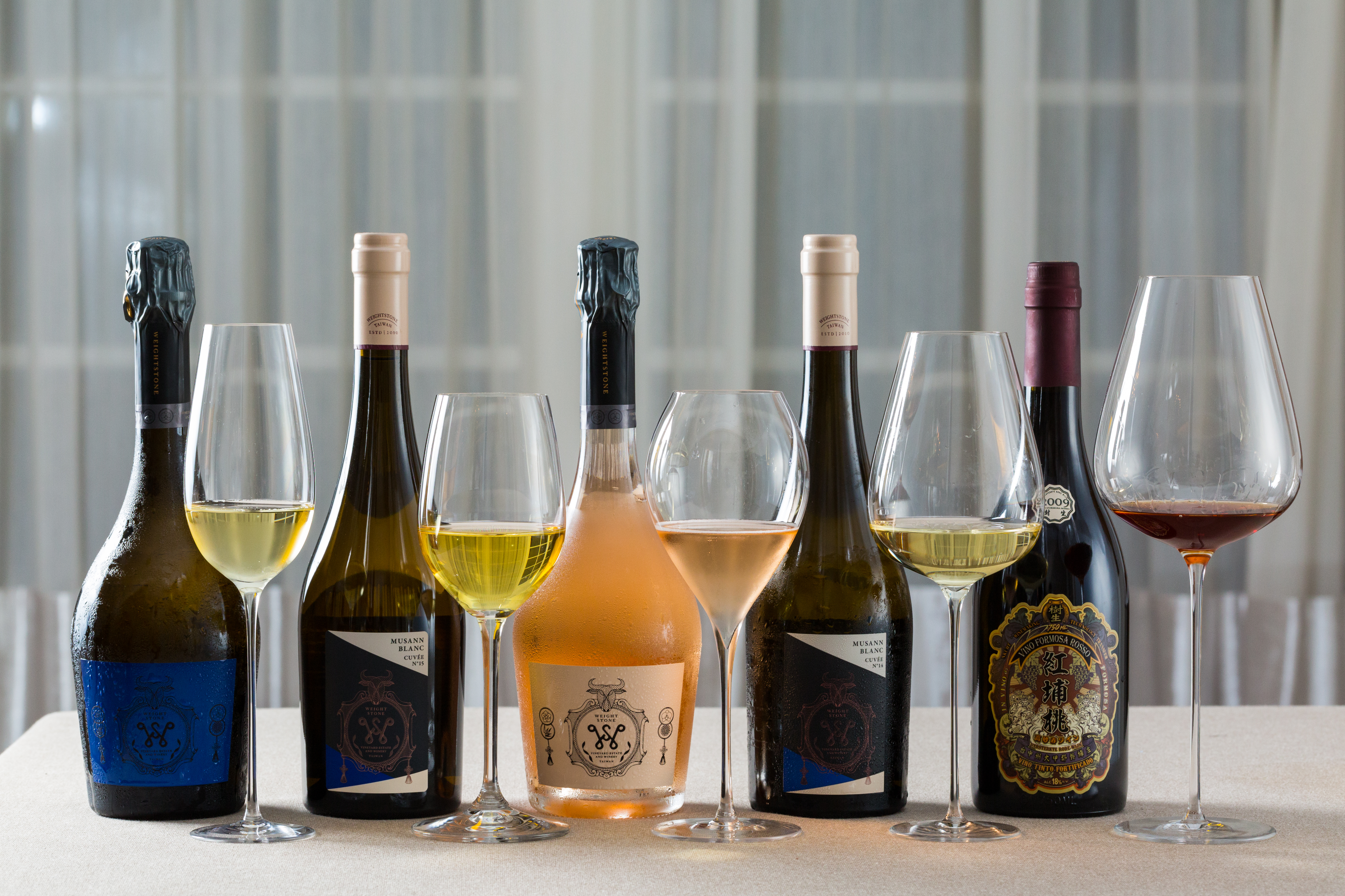 樂沐法式餐廳規劃了一場台灣葡萄酒搭配法式料理的餐酒會，酒水和料理中的風土故事，讓近來美食界一直探問的「什麼是台灣味？」浮現了較清楚的輪廓。