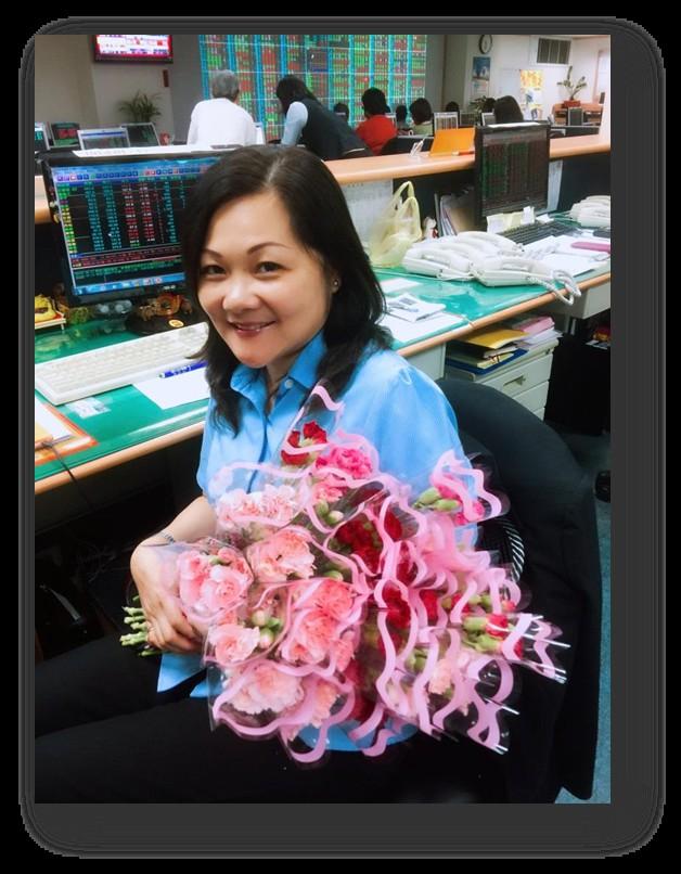靠著耐心與熱情,彭桂珠培養出許多死忠客戶。