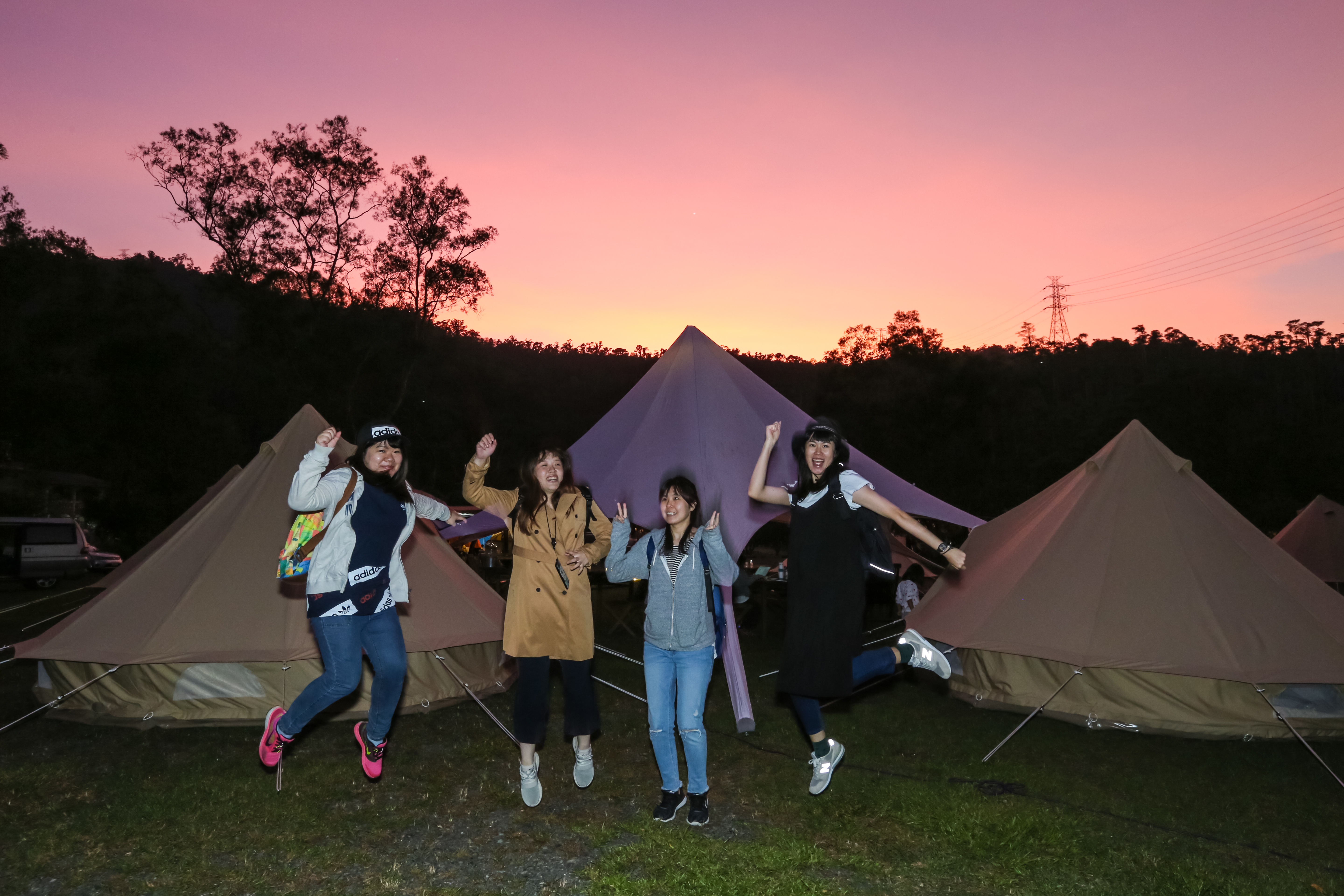 懶人露營服務讓平日忙碌生活的都會上班族，也能輕鬆體驗露營。