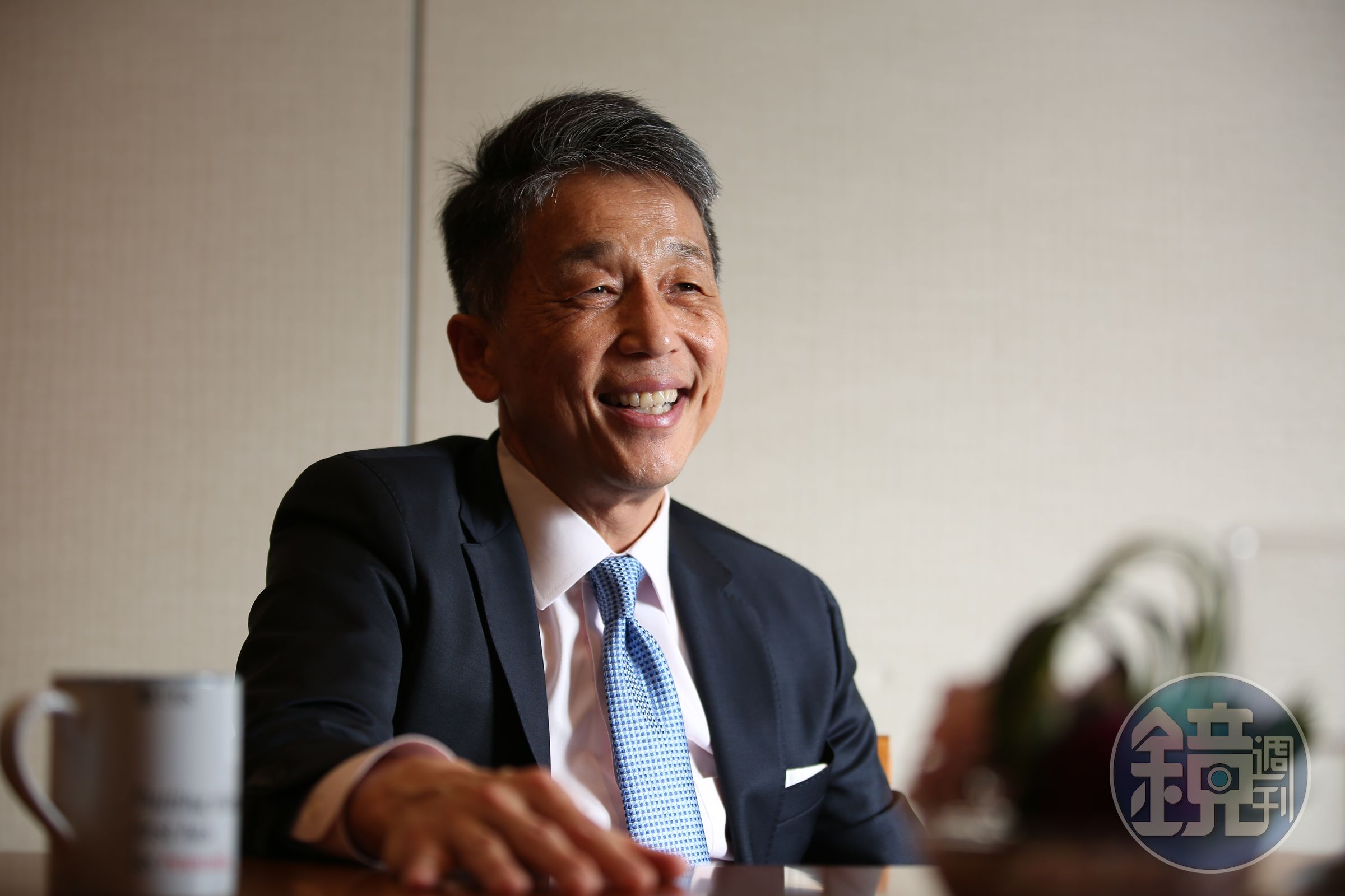 既是瑞銀籃球隊領隊、也是教練，本身有固定跑步習慣的台灣區總經理陳允懋，很有組織地推動內部運動這件事。
