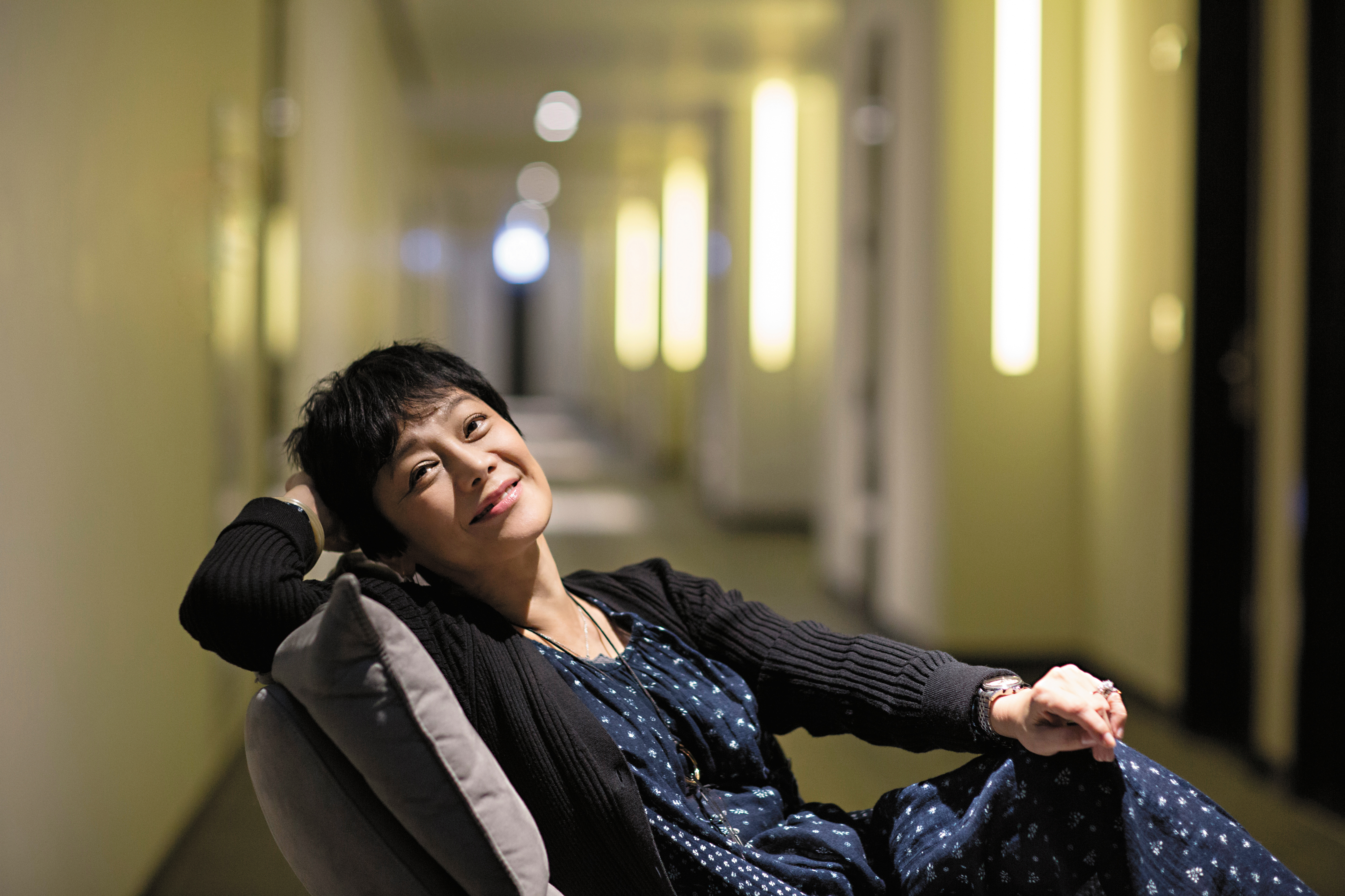 張艾嘉說自己不太會甜言蜜語，「可是我不會講難聽的話，我也在學，覺得好的東西就講，不要太吝嗇。」