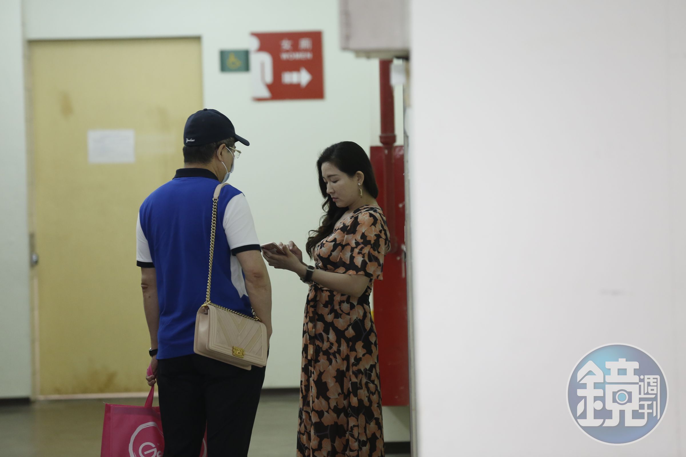 馬尾妹上週二（七日）已經提前生產，母女均安，讓將滿64歲的蔡正元情緒相當激動。