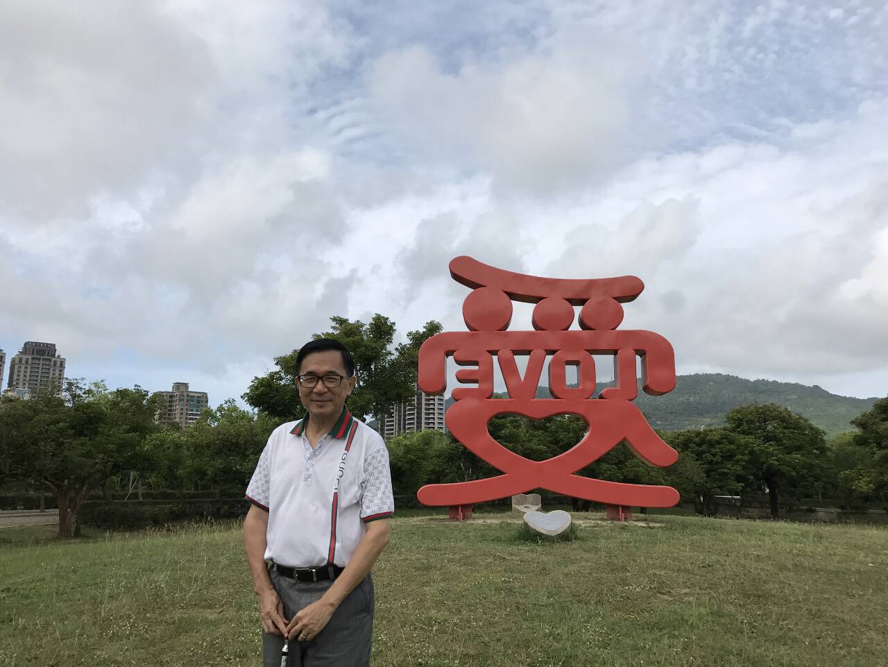 有綠營基層民代在民進黨全代會中發動赦扁提案，讓總統蔡英文相當困擾。