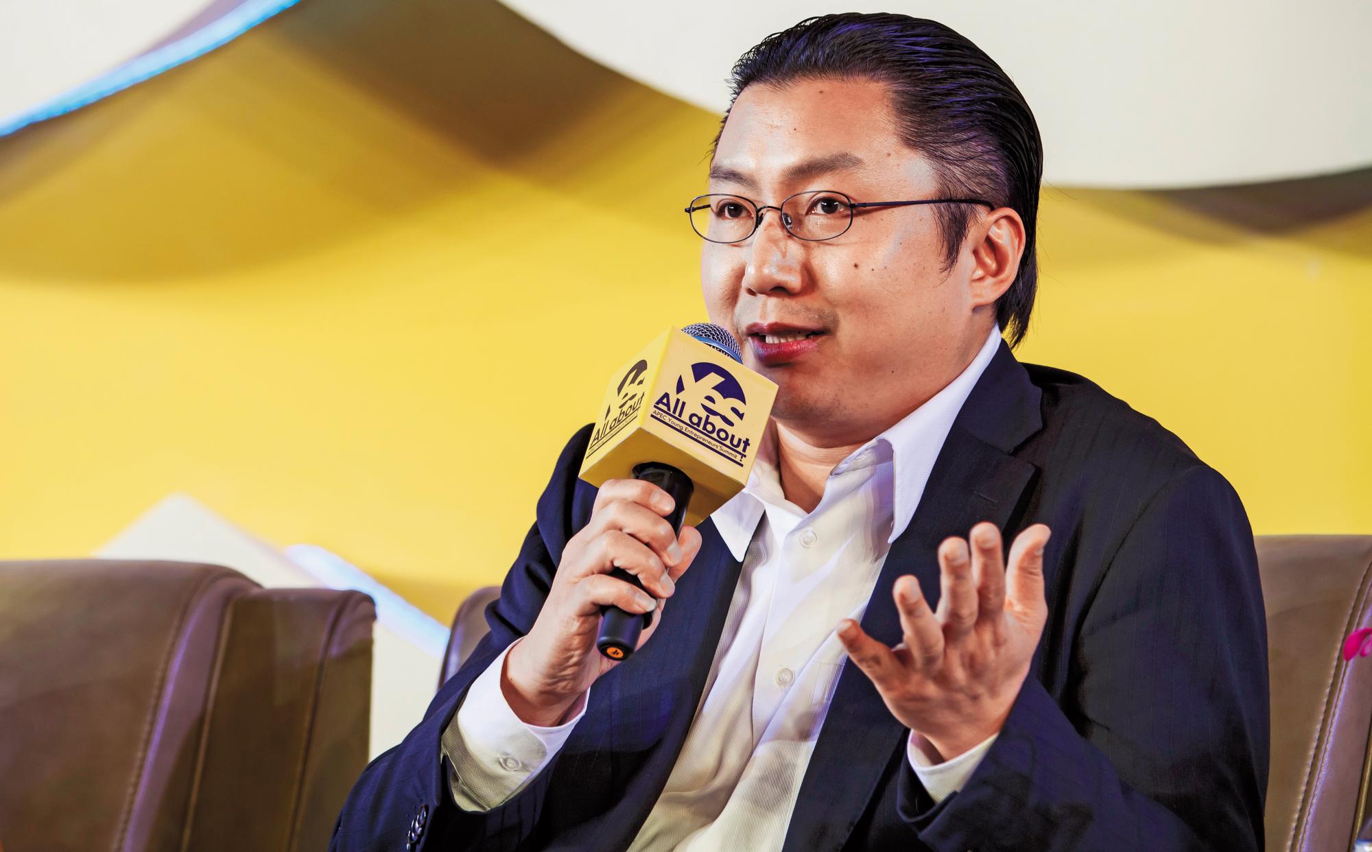 邱士楷之前被認為是卡在言承旭、林志玲之間的一位重要關鍵人物。(東方IC)