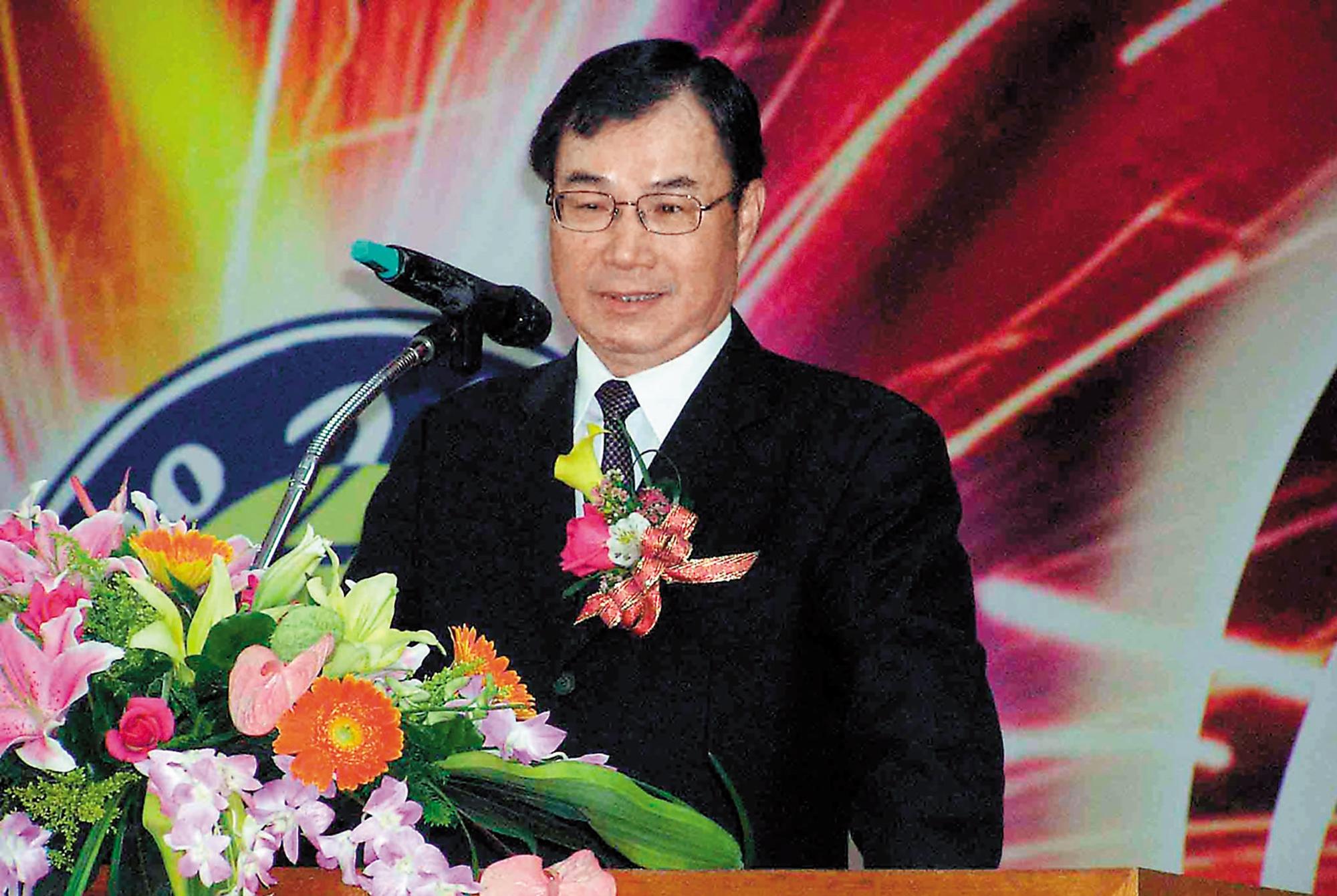 前港務局長謝明輝明目張膽為高雄港勤量身訂製標案遊戲規則。(中央社)