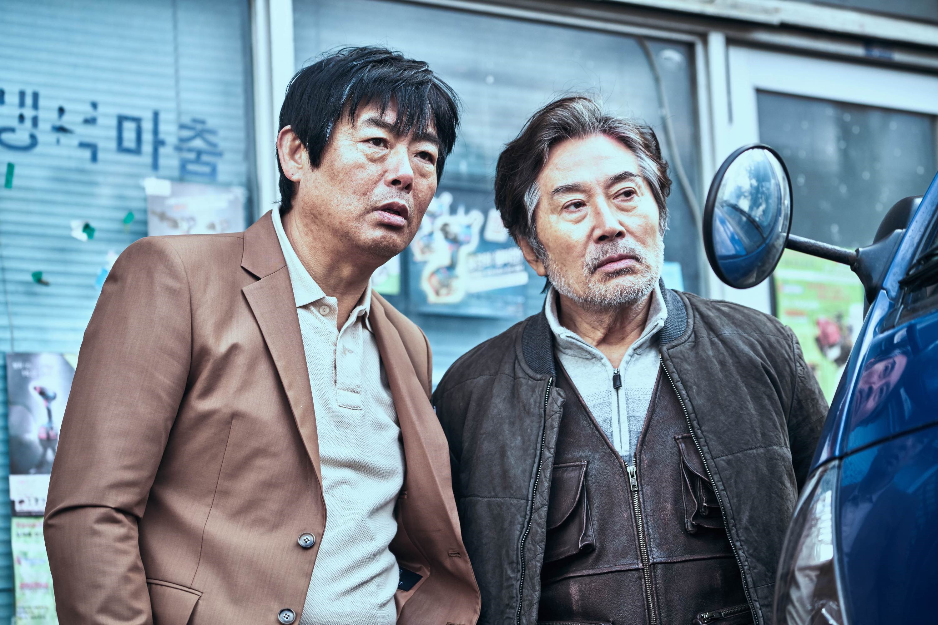 白潤植(右)、成東鎰主演的《The Chase》,在釜山電影節市場展播放時也引起話題。(NEW提供)