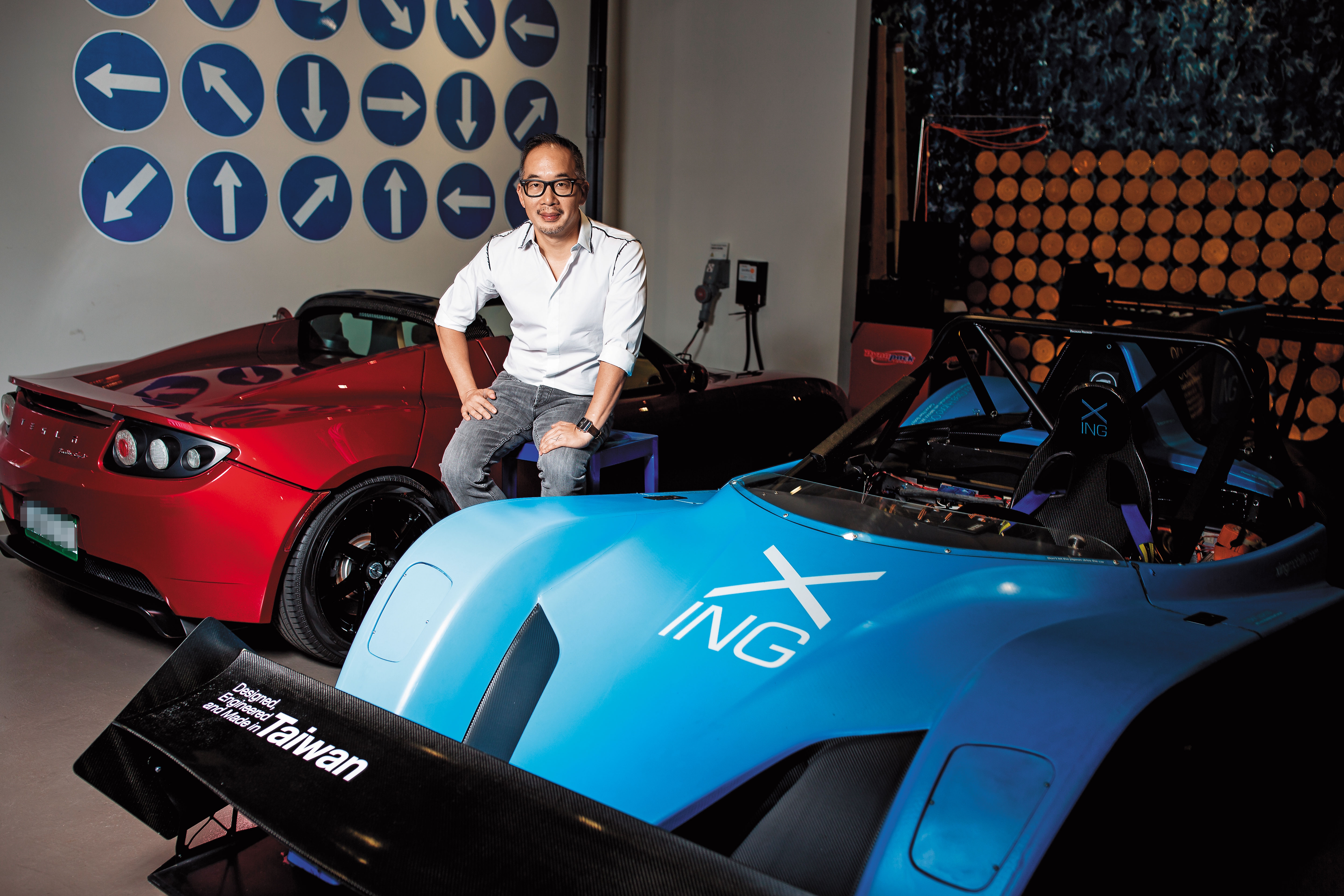行競科技共同創辦人暨執行 長洪裕鈞從小愛車，2015年 投資行競科技圓夢造車。