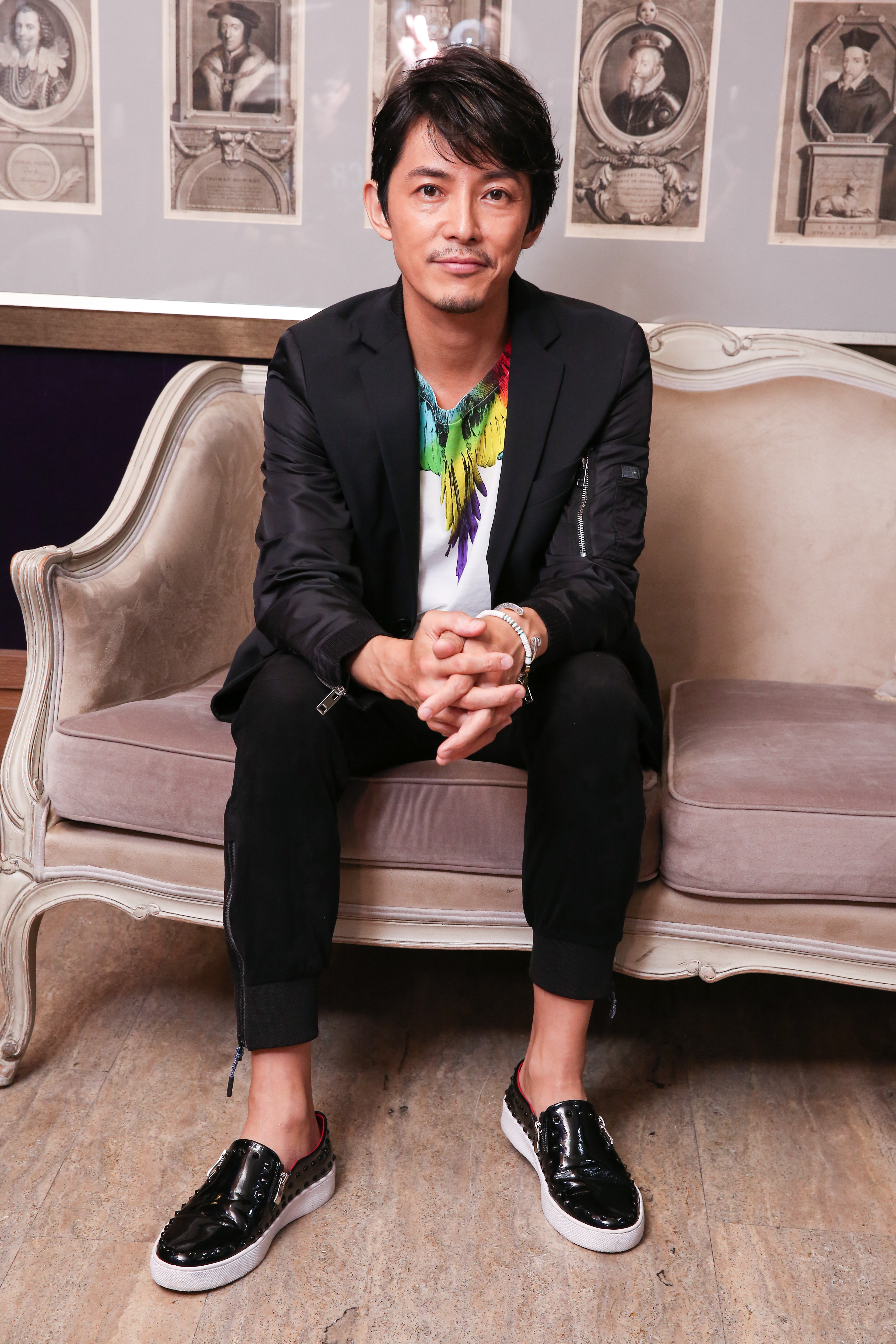 藤木直人說17歲學吉他起，就想當個吉他手，現在與樂團一起表演很開心。