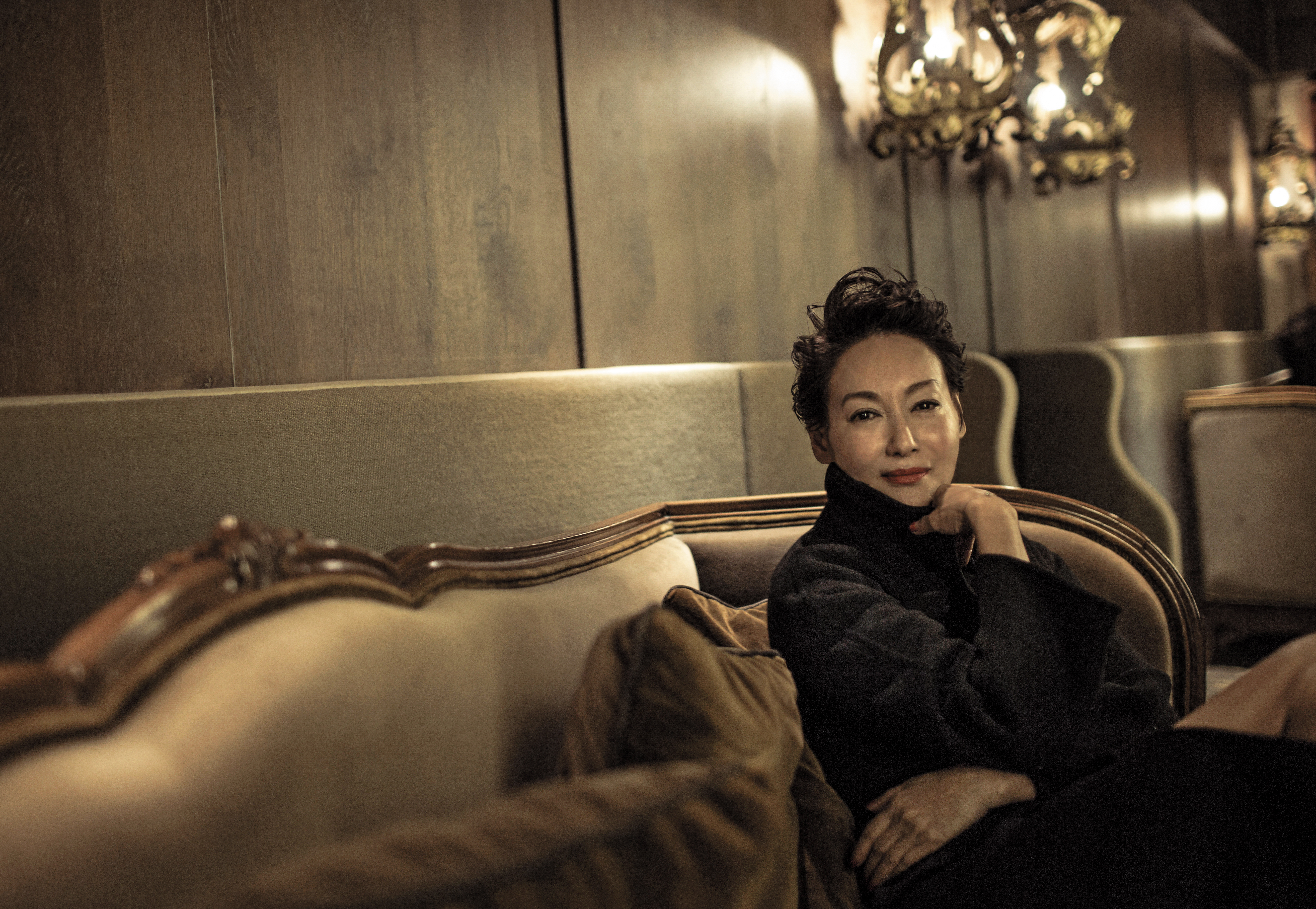 是惠英紅占據了命運，或是命運占據了惠英紅，已經是雞生蛋、蛋生雞的問題。