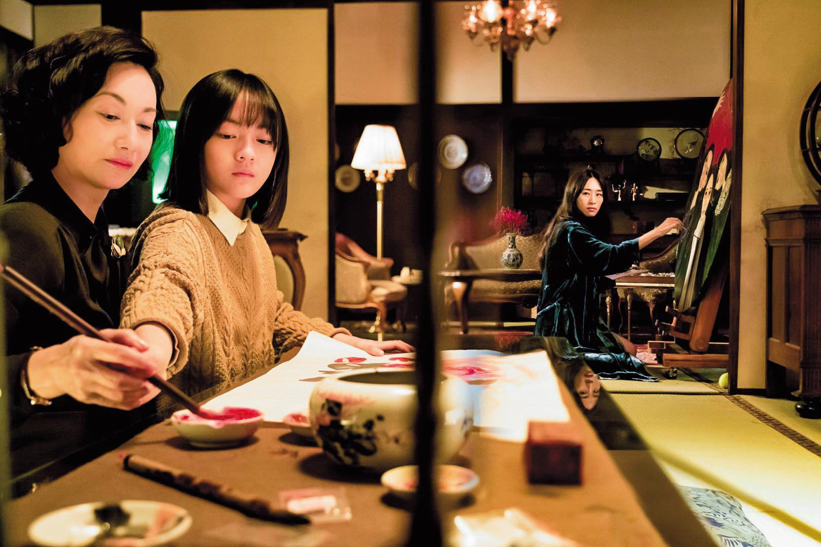 惠英紅說文淇（中）很像16歲的自己，兩人以《血觀音》雙雙入圍金馬最佳女主角、女配角。右為吳可熙。（双喜提供）
