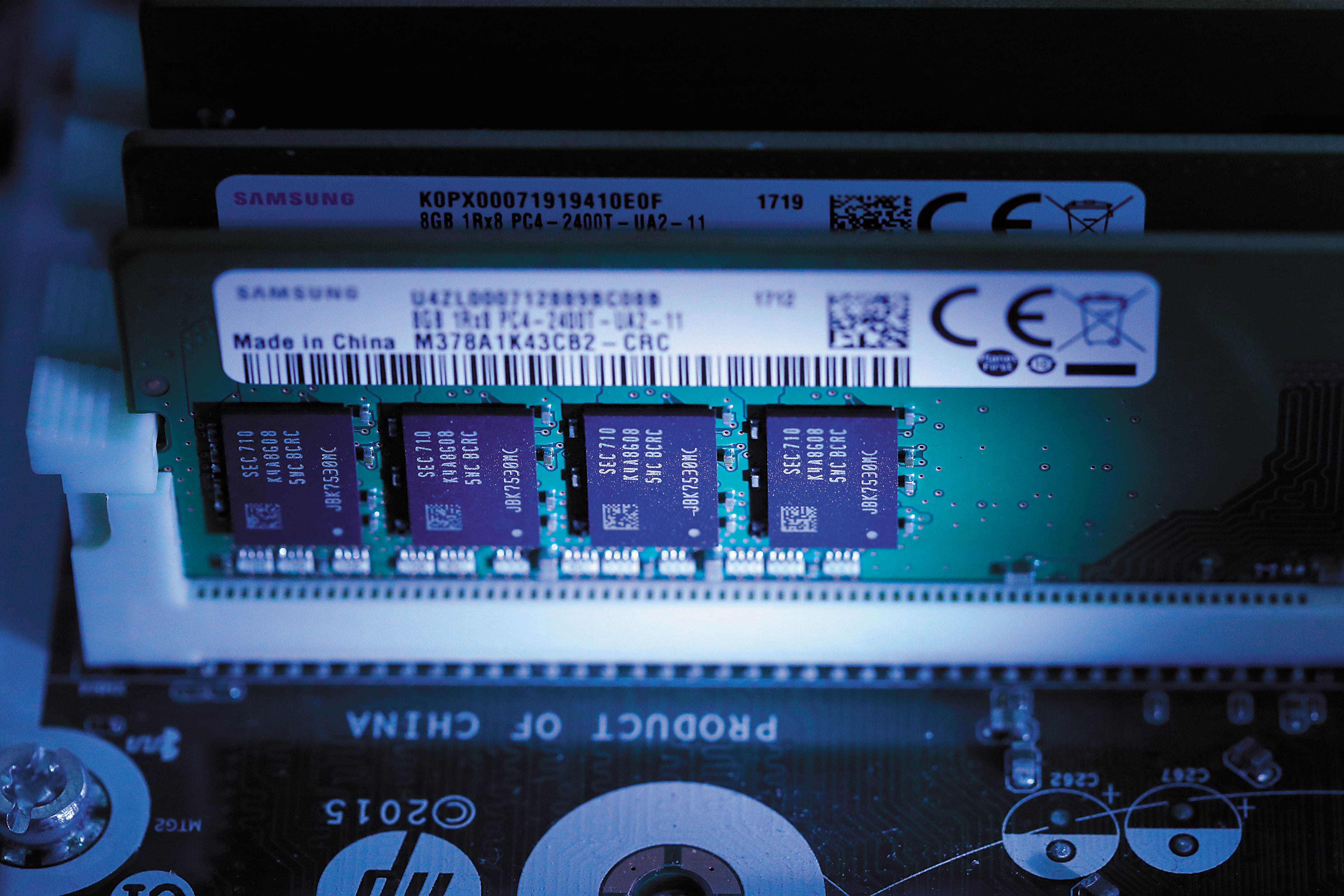 記憶體價格攀高，國內包括旺宏、華邦電、力晶等也增產中，但擴產效應將導致價格變動。