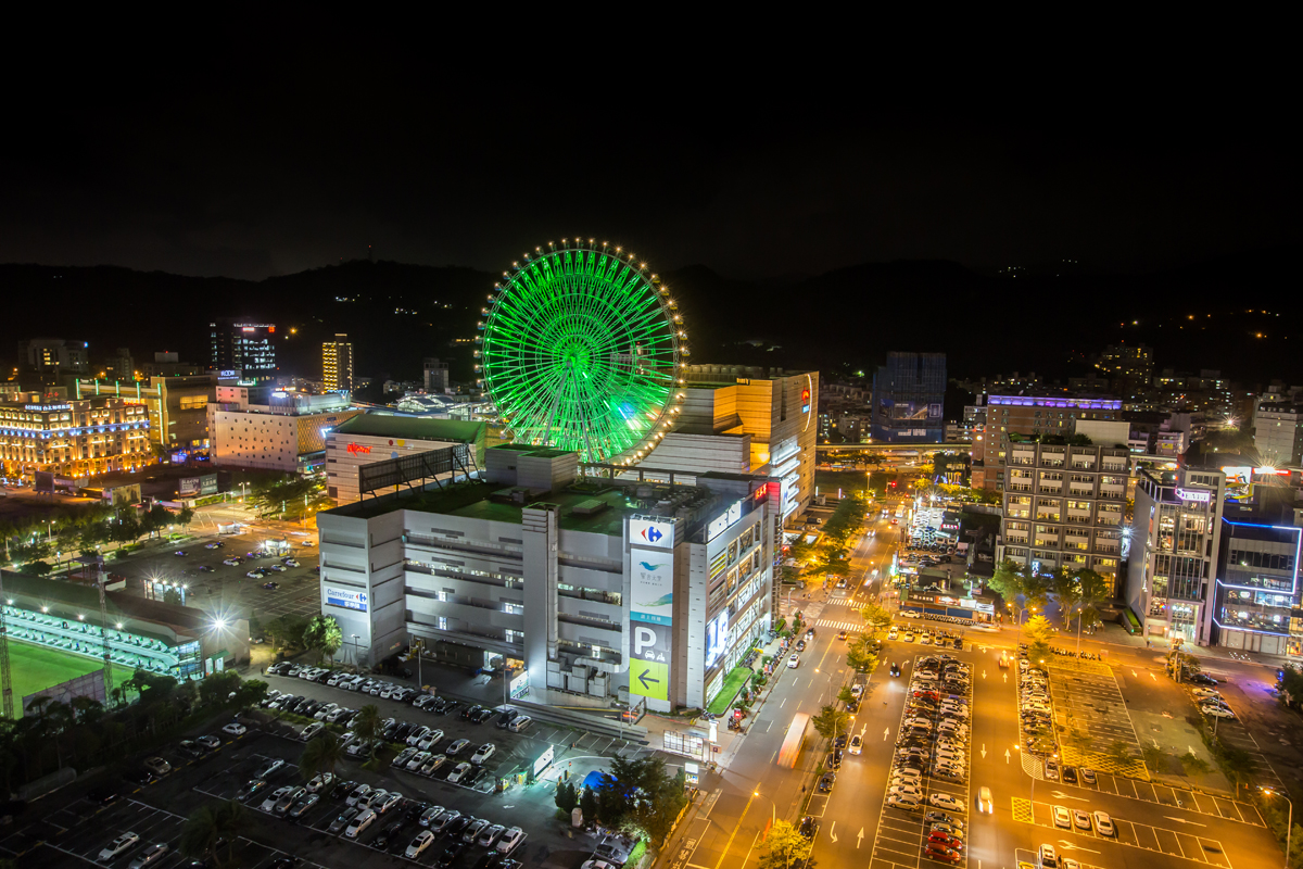 大直商圈不管是商場或飯店競爭都很激烈，萬豪因為稅制改革，稅金硬是比隔幾條街競爭者還貴2倍。 