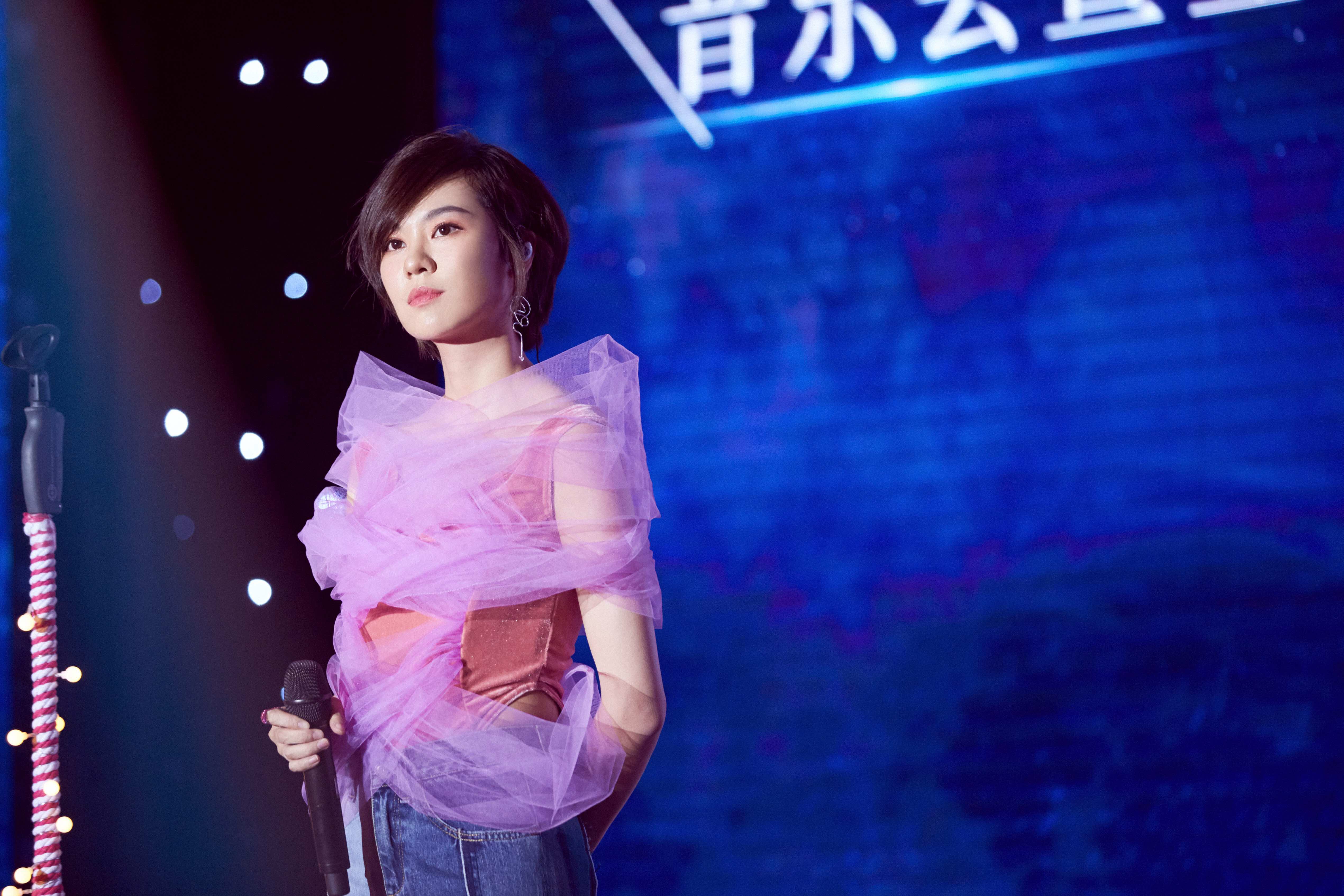 郁可唯跳槽，成S.H.E及林宥嘉師妹。(華研提供)