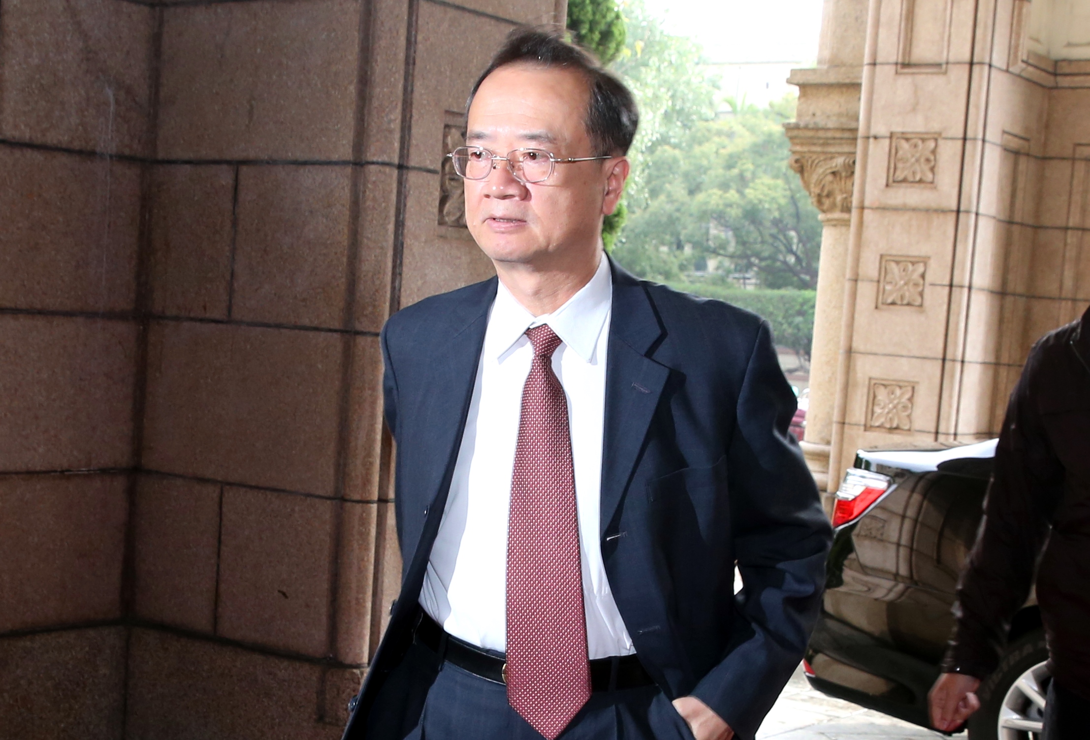 今傳出司法院長許宗力（圖）介入審判事務，下令鄭玉山暫緩林益世貪汙罪定義的討論。