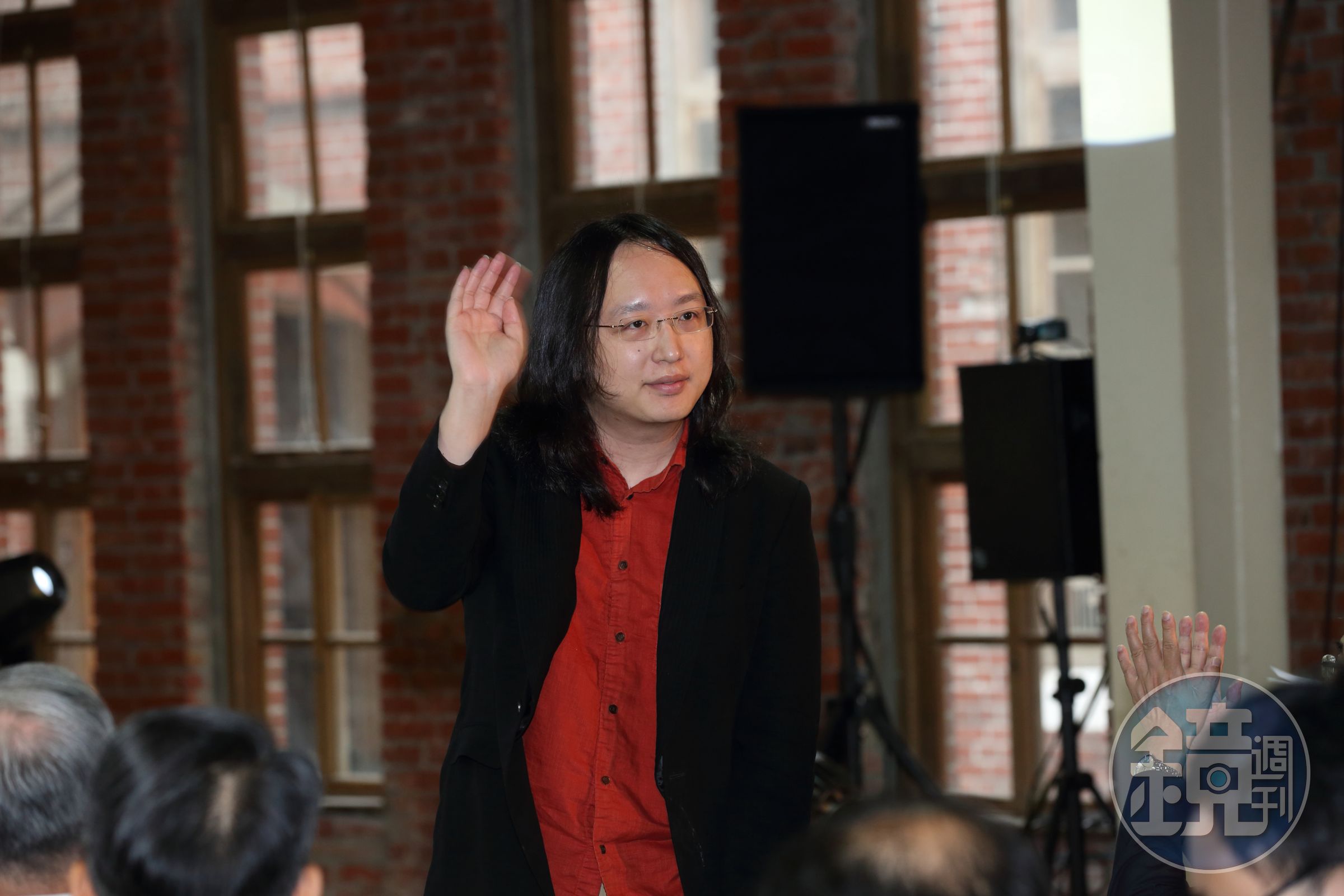 超過2萬名網友在公共政策網路參與平台提案，連署針對酒駕累犯、性侵犯及傷害幼童犯增設鞭刑，政務委員唐鳳預計下月召開協作會議。