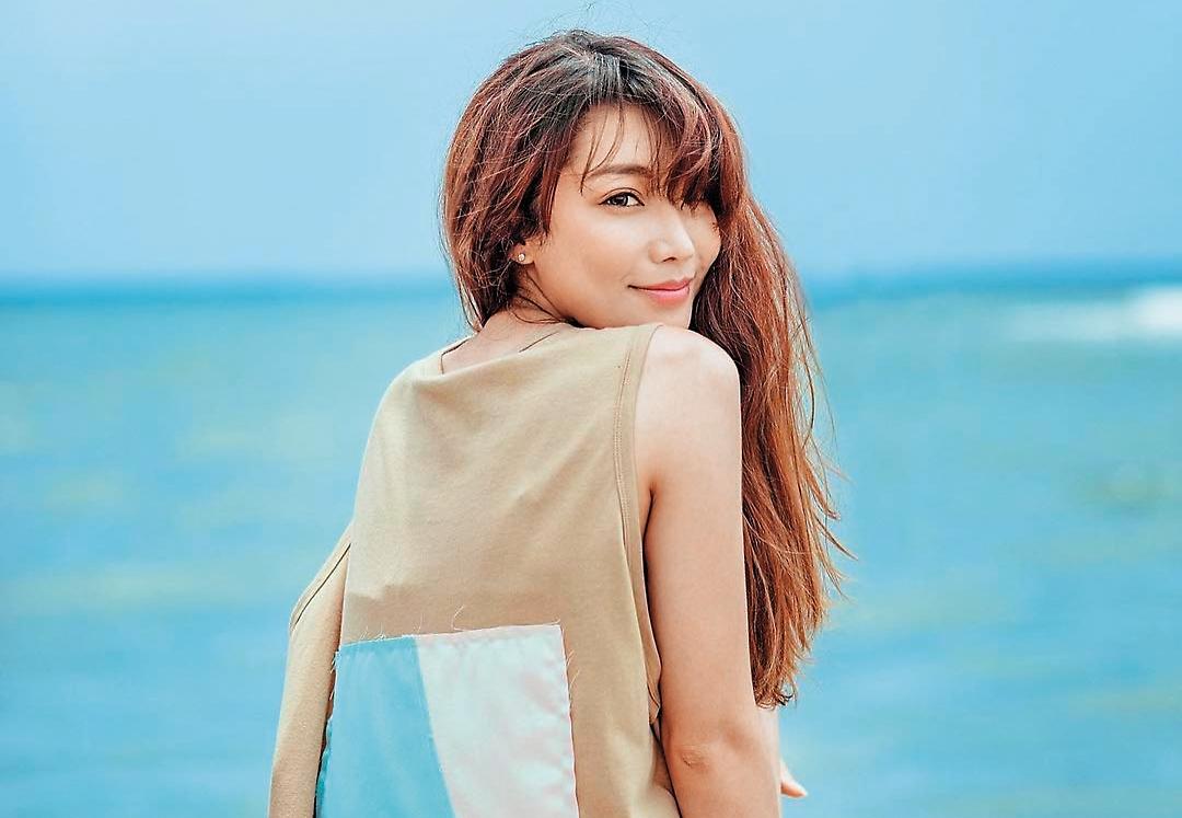今年25歲的國光女神依依,是中山醫學大學畢業的高材生。(翻攝自依依IG)