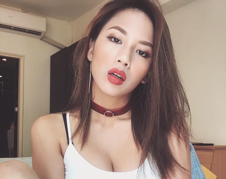 安喬表示在錄綜藝節目時被男主持多次抓奶。