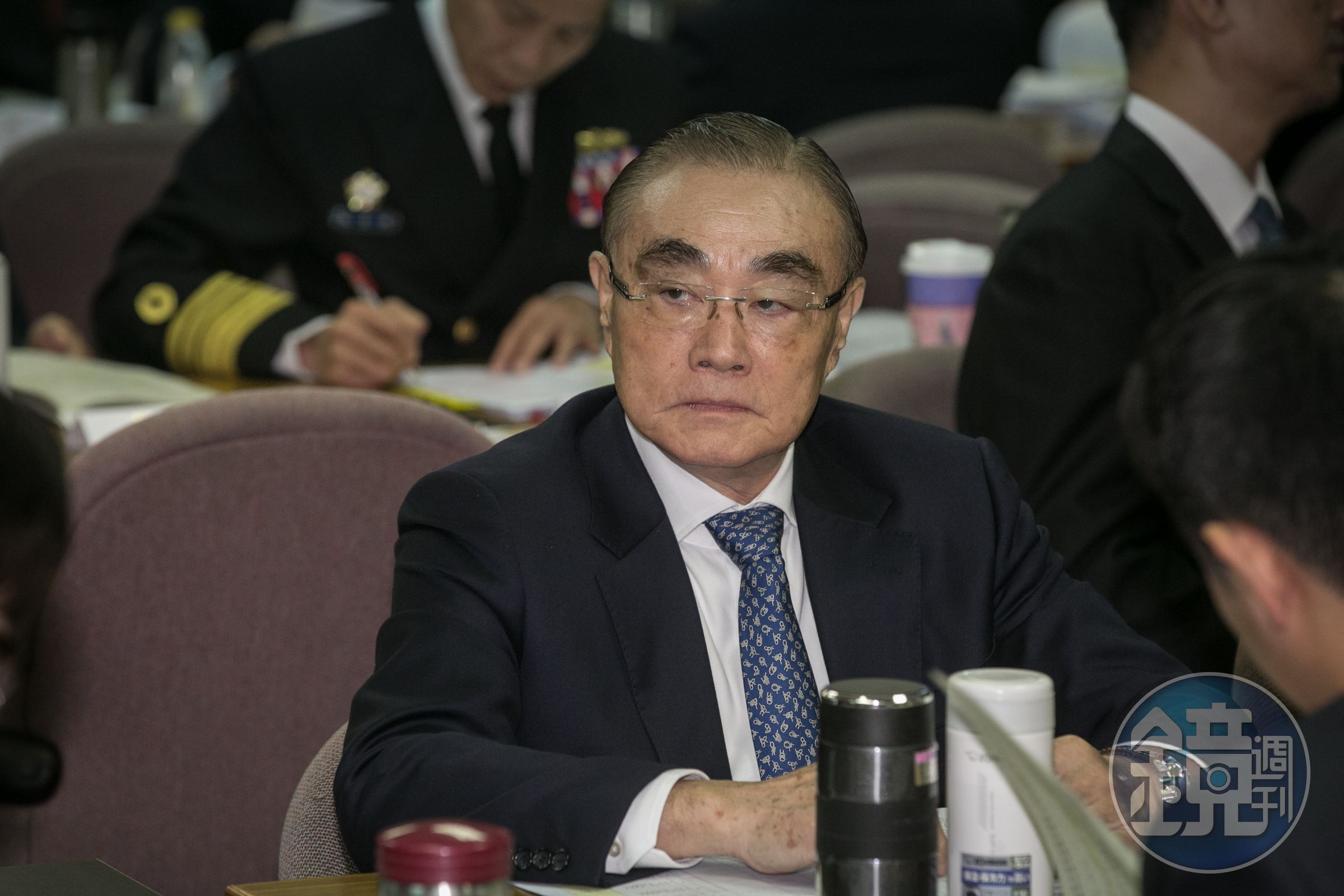 國防部長馮世寬今在立法院外交國防委員會答詢時表示，國防部對慶富案有把關責任，懲處名單可能會到司令層級。 