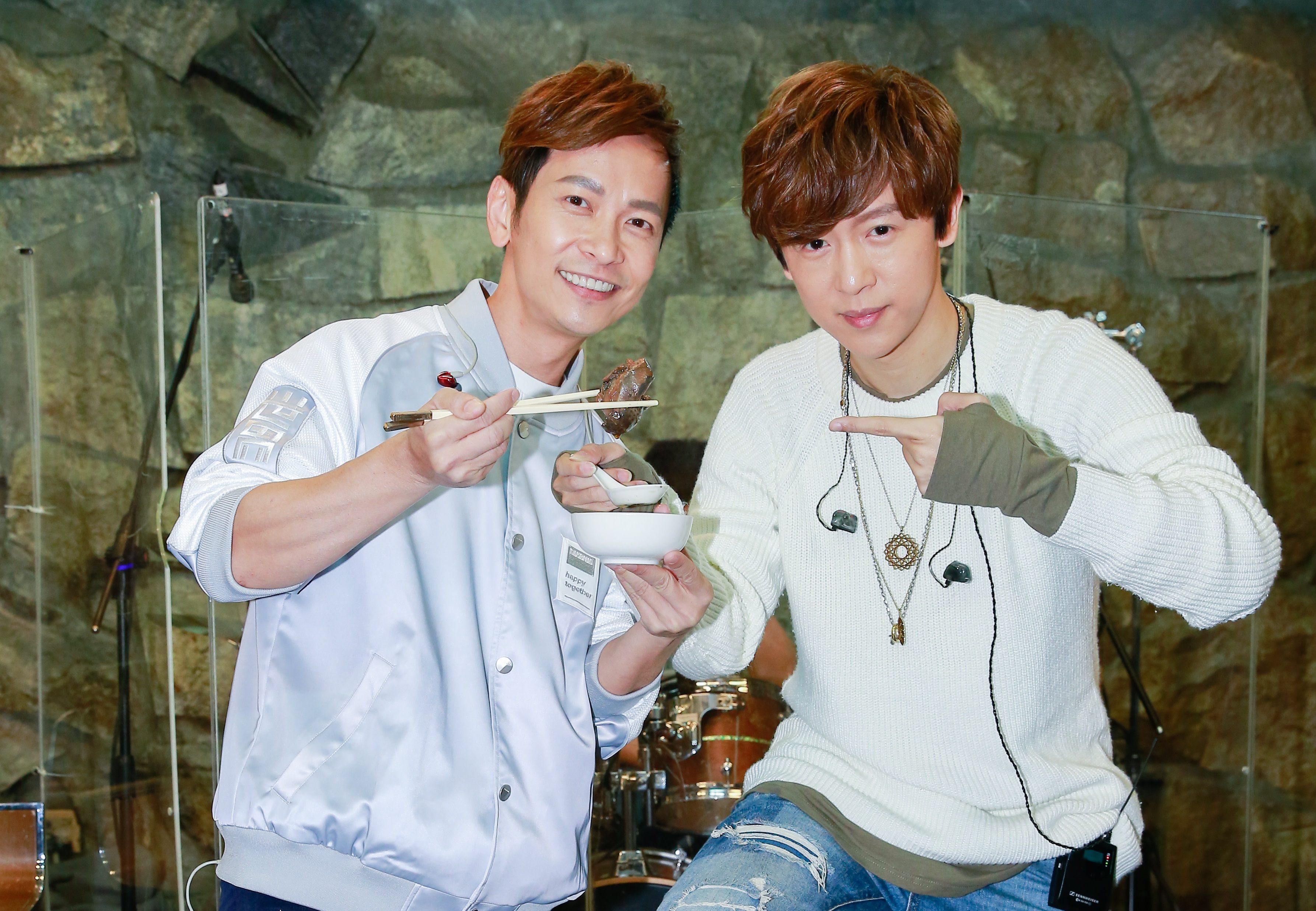 方泂鑌禮拜六舉辦演唱會，嘉賓張智成彩排時送上雞湯力挺。