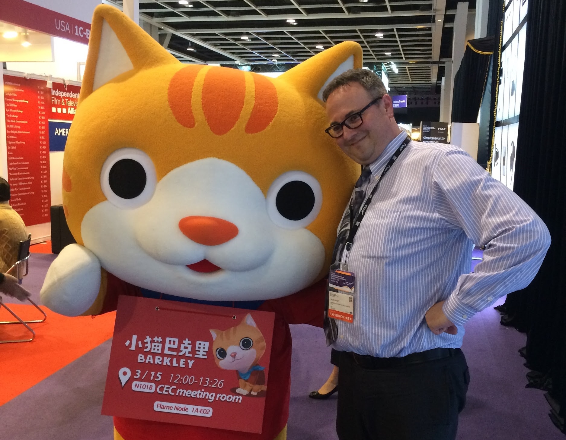 邱立偉致力發展動畫角色IP， 《小貓巴克里》的大型公仔曾在香港影視節亮相。（studio 2 Animation Lab提供）