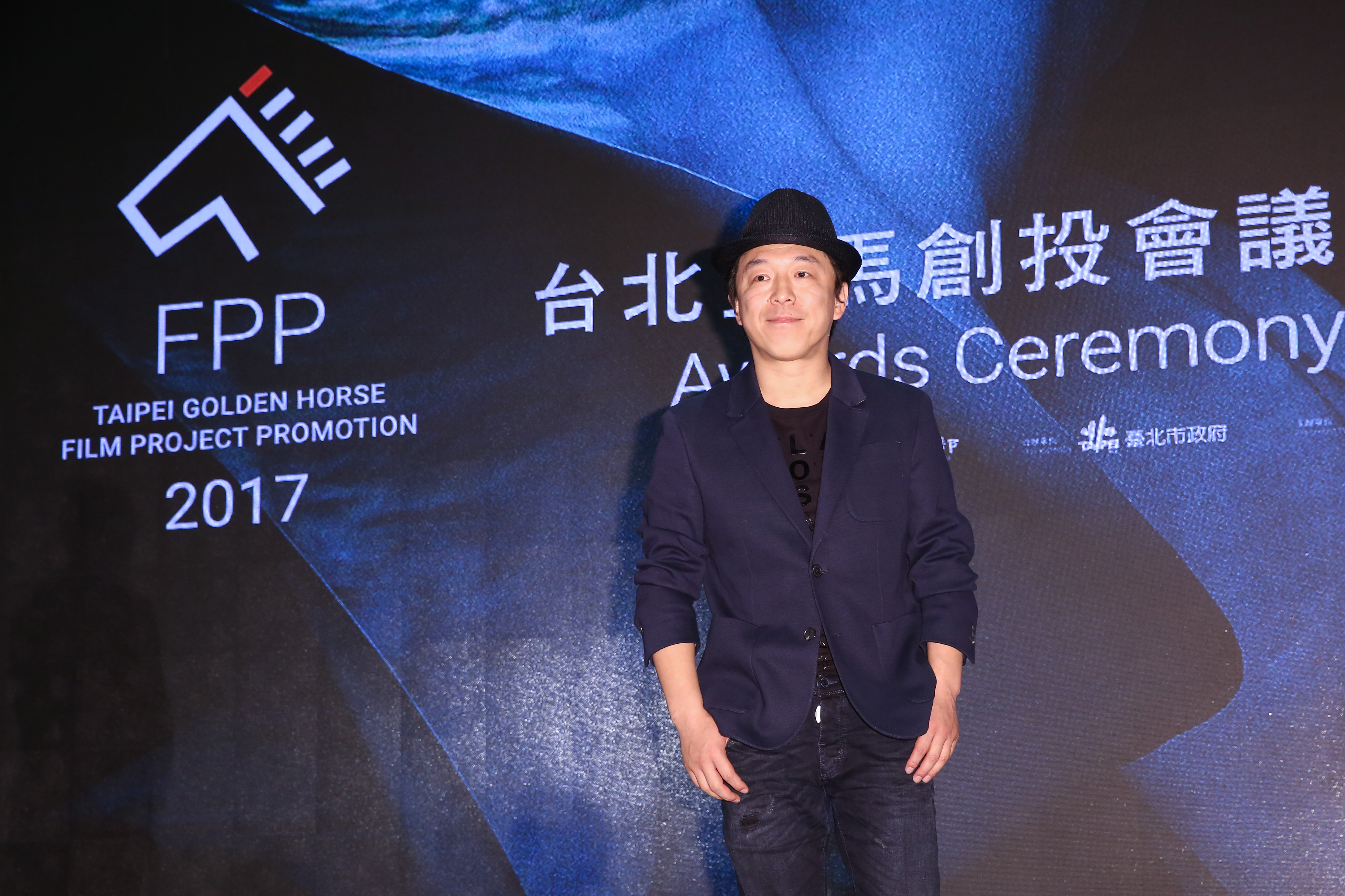 明天（25日）就是金馬獎頒獎典禮，憑著《冰之下》入圍影帝的黃渤表示內心很平靜。