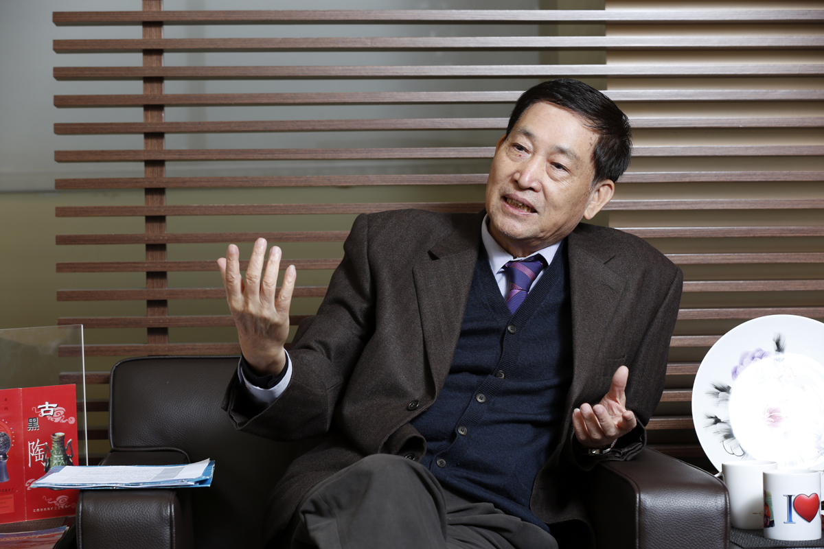 上市公司憶聲電子轉投資的倍適得驚傳欠款3個月，圖為憶聲董事長彭君平。