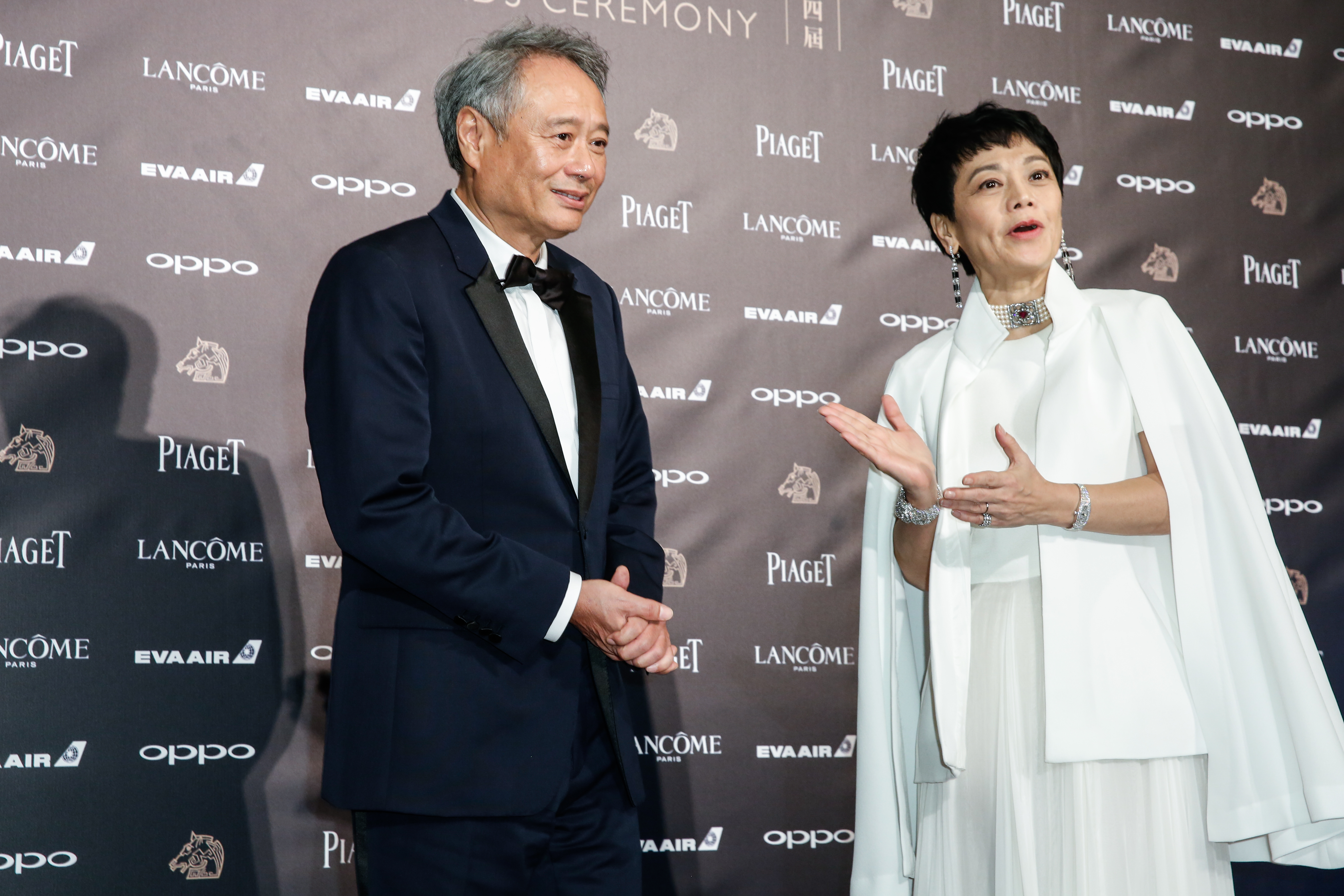 張艾嘉交棒給李安,兩位大導演傳承金馬的重責大任。