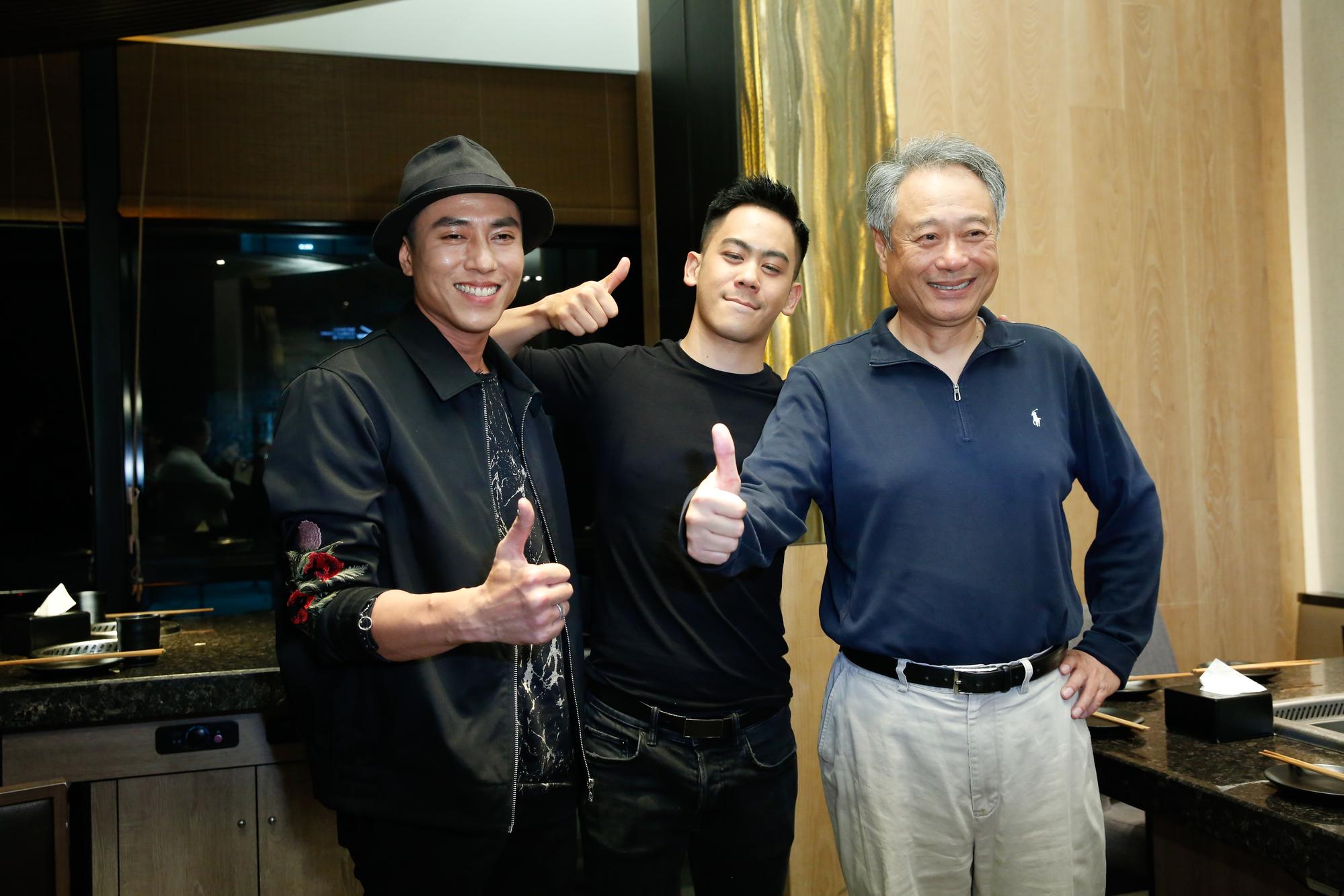 李安（右起）、李淳和莊凱勛聚會，李安說他當晚的任務就是負責安慰落馬者。