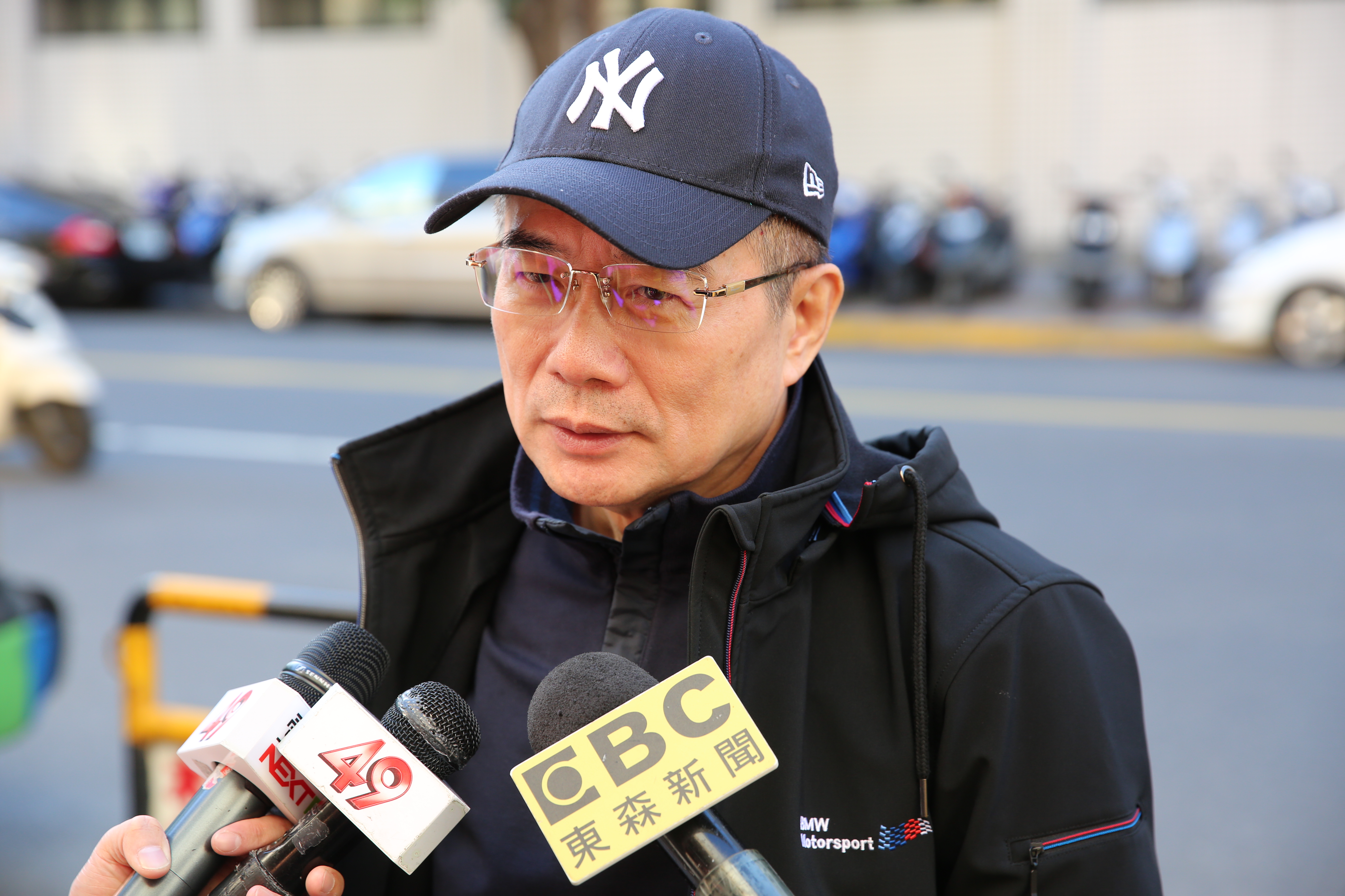 前立委蔡正元因涉中影案至高院出庭，他強調不能因為他是蔡正元、誰是馬英九，就要把他抓去關。