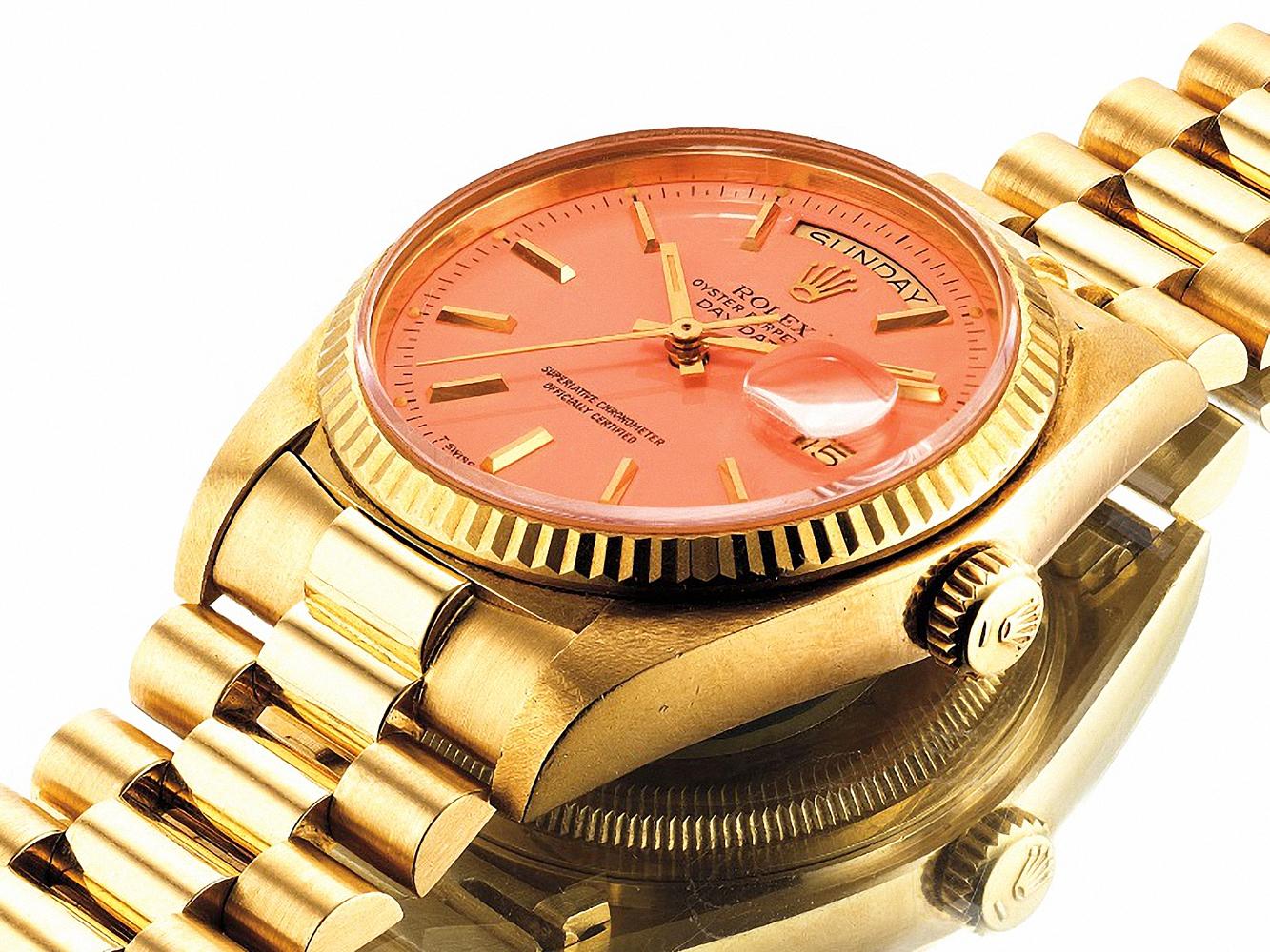 60～80年代末，ROLEX曾推出鮮紅、鮮黃、豬肝紅、粉紅與Tiffany綠等色彩鮮豔的面盤，被藏家統稱為Stella Dial，因保存不當極易裂損，加上活潑的色澤當時並不受消費者青睞，往往被二手錶店或當鋪翻寫重製為金面販售，能夠完整保留至今的不多，故拍賣會往往能拍出百萬台幣佳績。（圖片來源:Phillips富藝斯）