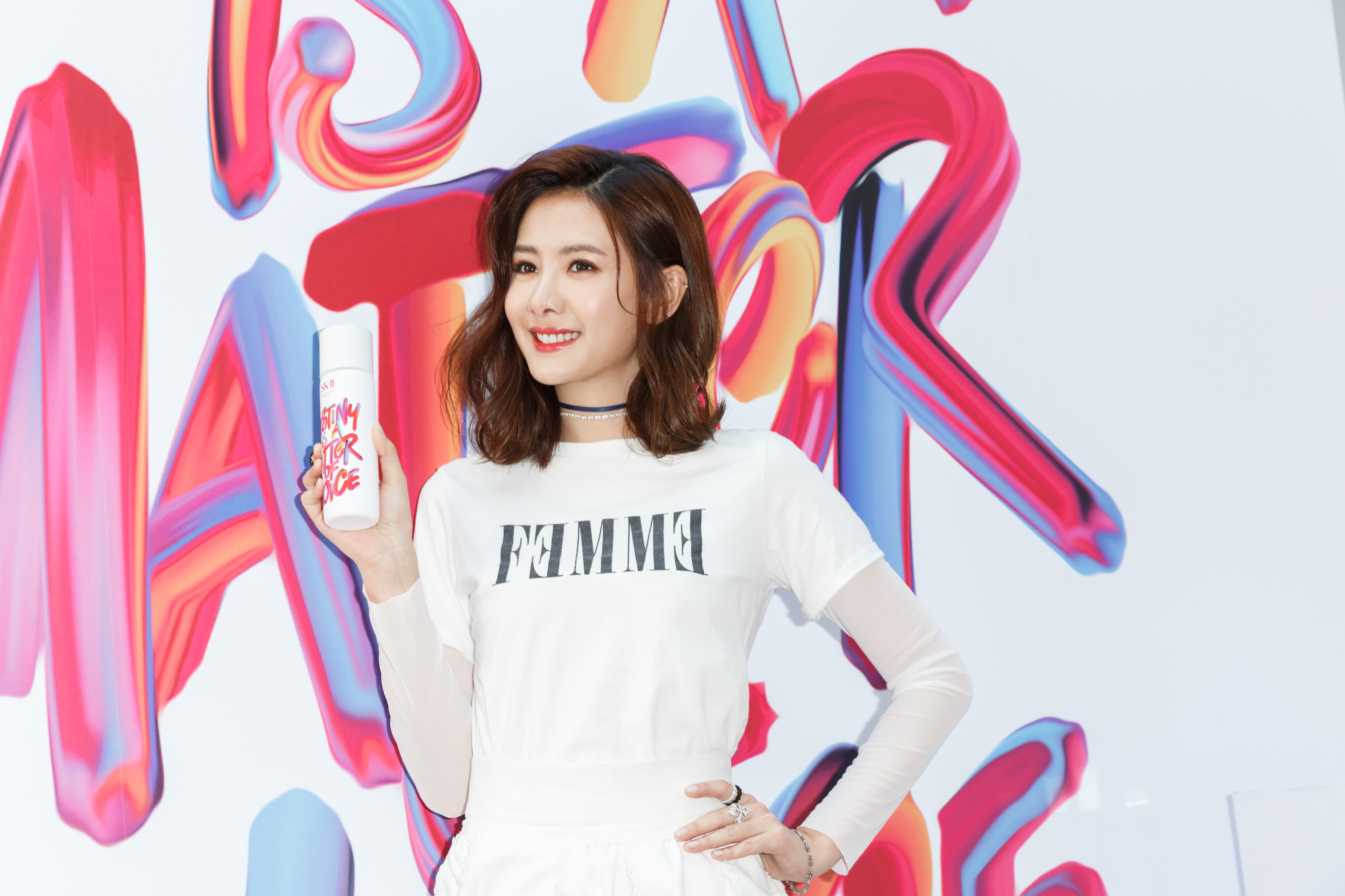 安心亞之前在植劇場《五味八珍的歲月》裡說得一口流利大連腔,這回新作又得學習新口音。