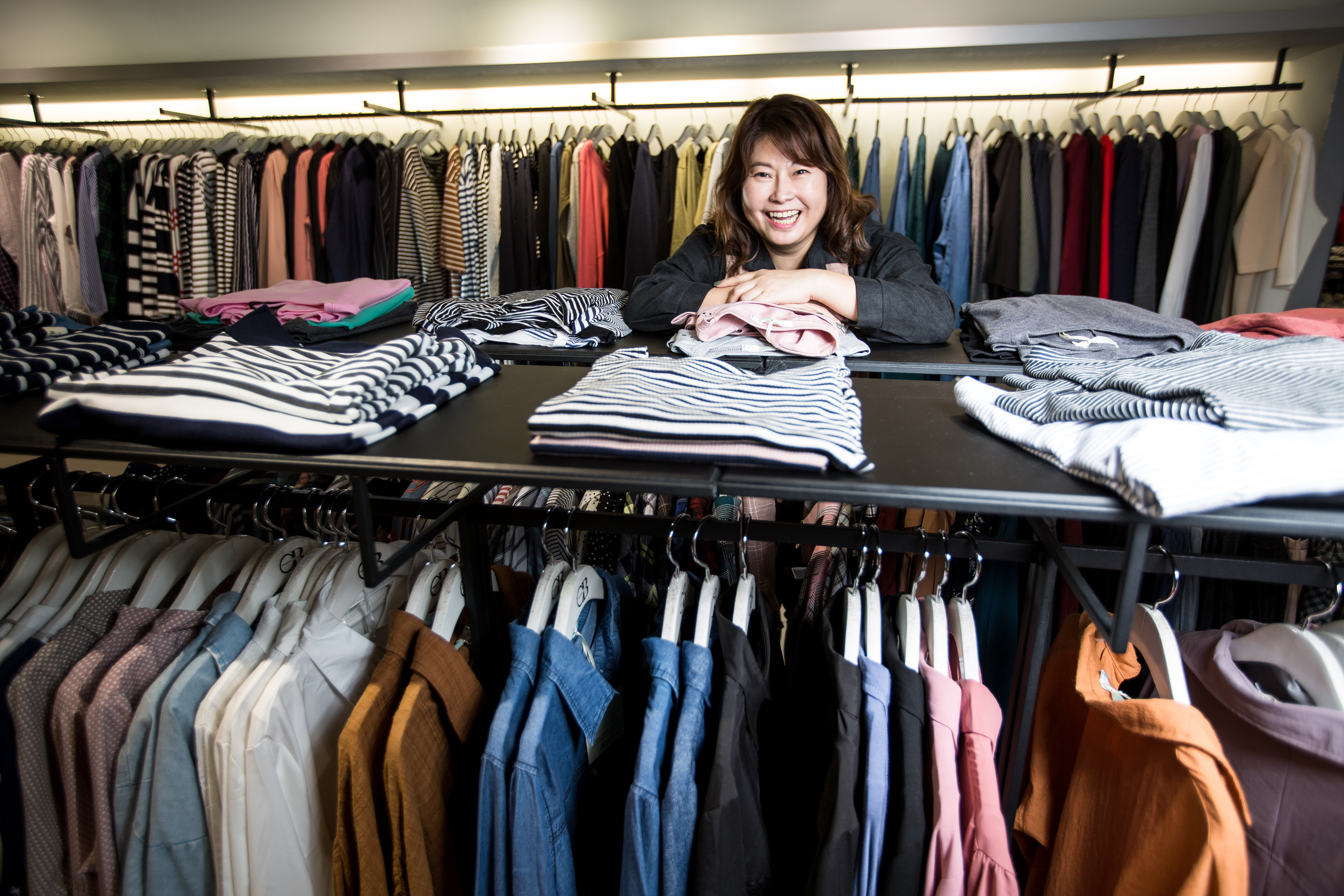 王蘭芳從小半工半讀長大，創業全靠自己白手起家打拚。