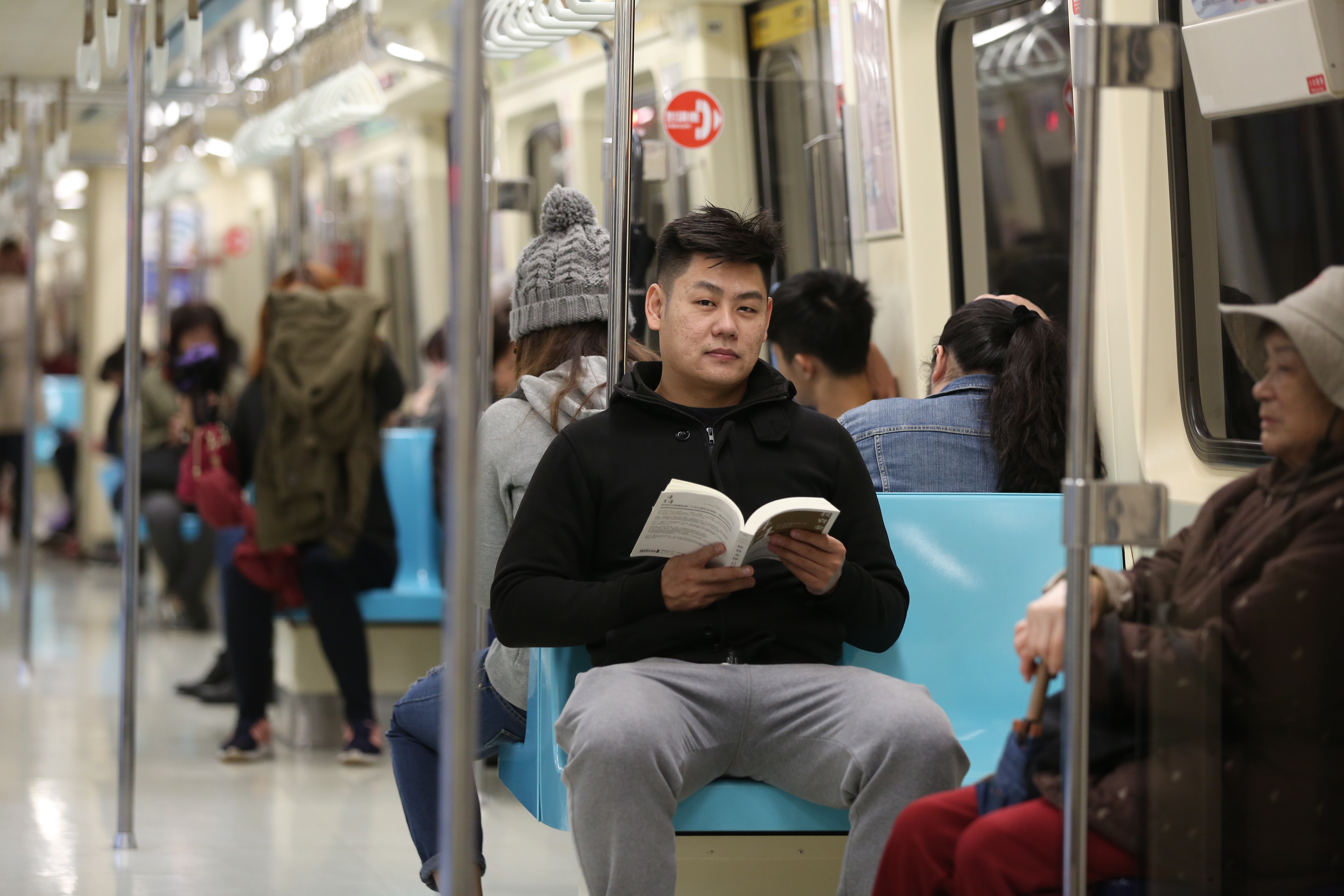 獨鍾美股ETF的張耿豪，7年來平均年獲利7%，目標是透過複利30年，準備千萬退休金。