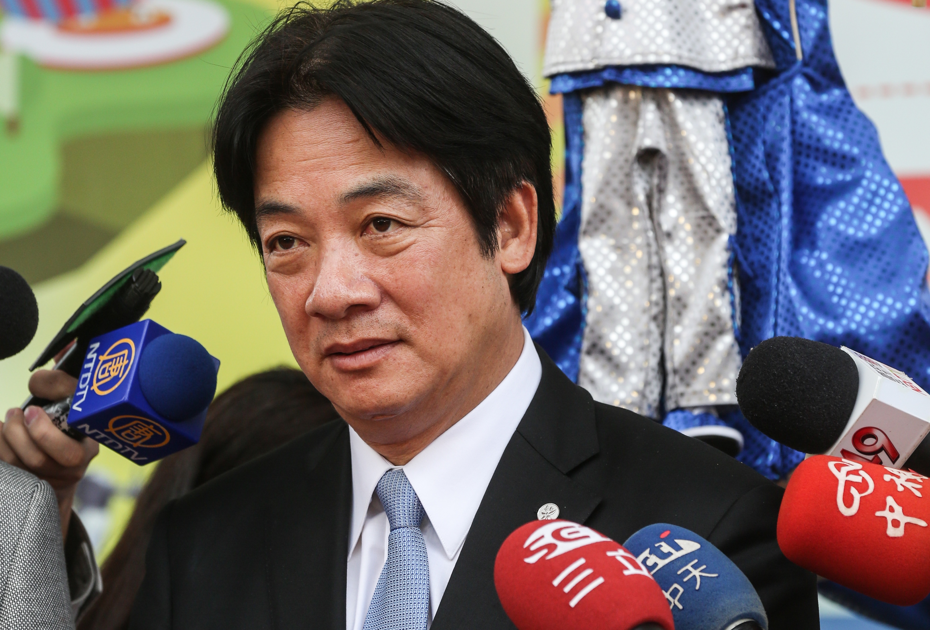 賴清德今天主持會議顯然有備而來，對空汙議題瞭解得非常透徹，也對法條相當清楚。