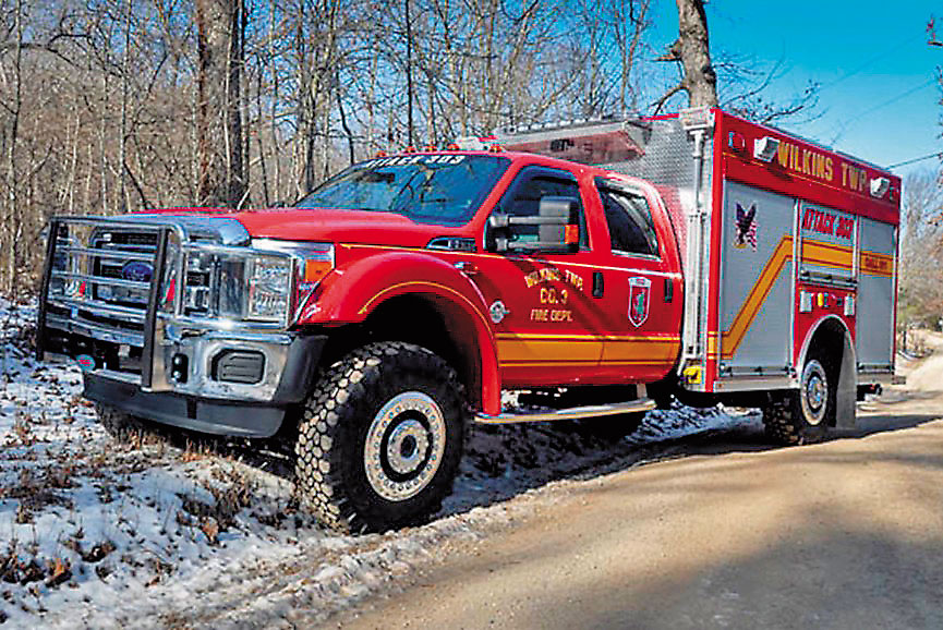 生物偵檢車標案原應提供符合美國軍規的悍馬車，得標廠商冠宇以較便宜的福特商用車替代，化兵處竟然也同意驗收，恐涉圖利。（翻攝Startrackstrucks）