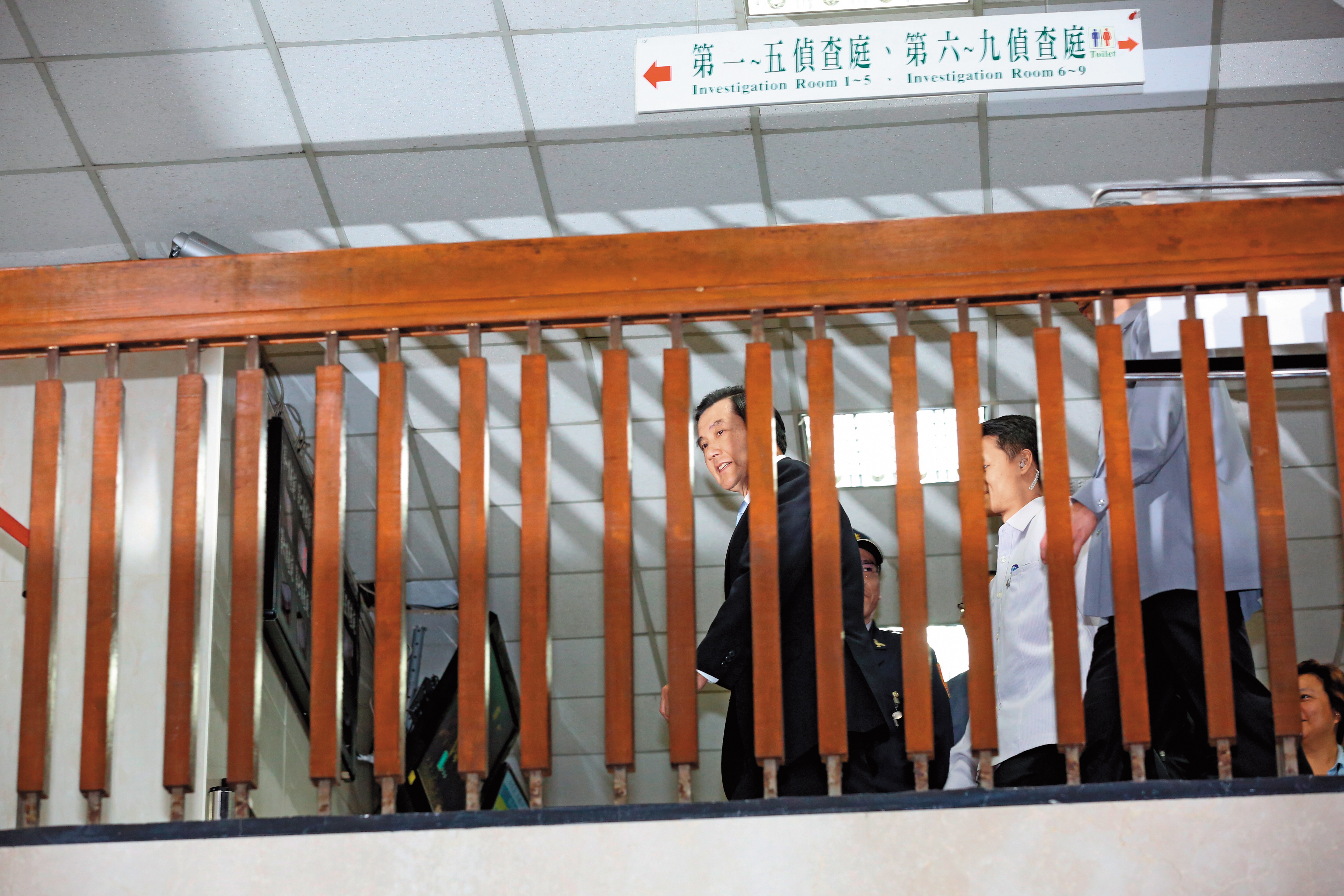 馬英九訊後強調清白，但錄音光碟加上張哲琛及汪海清等人死咬，恐讓馬英九難逃牢獄之災。