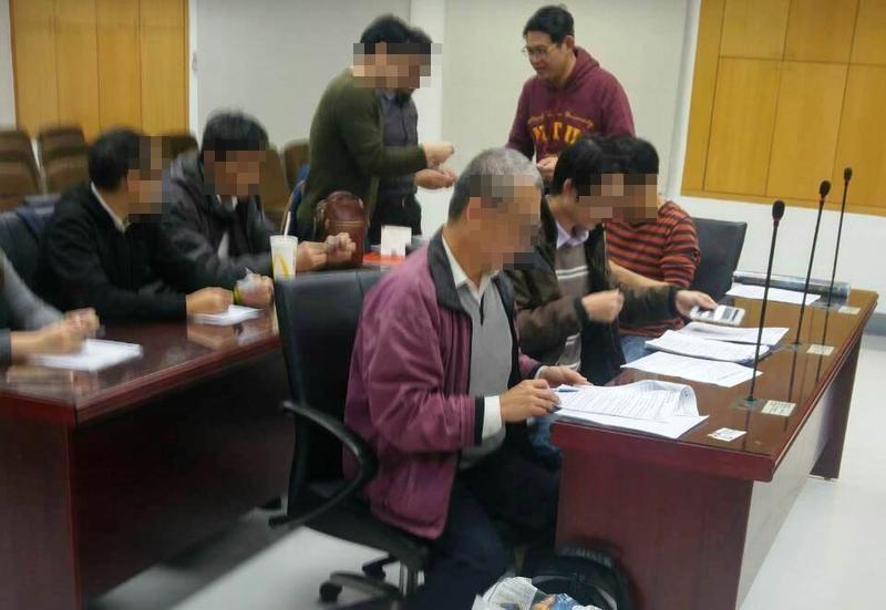 合宜宅住戶代表召開協調會，希望建商盡速改善問題。（民眾提供）