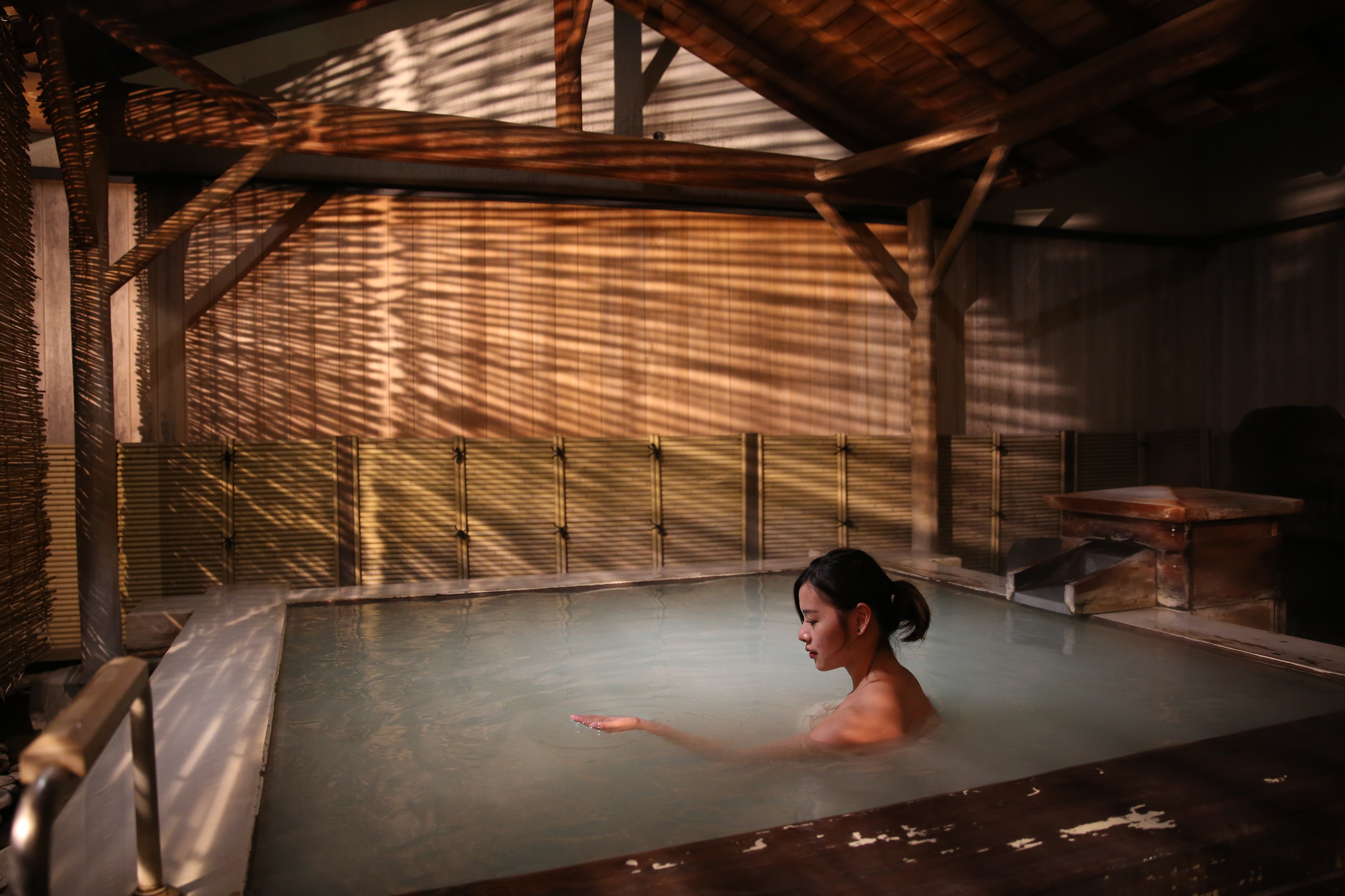 鳴子溫泉得天獨厚擁有9種泉質，一個溫泉鄉幾乎跑遍全日本。