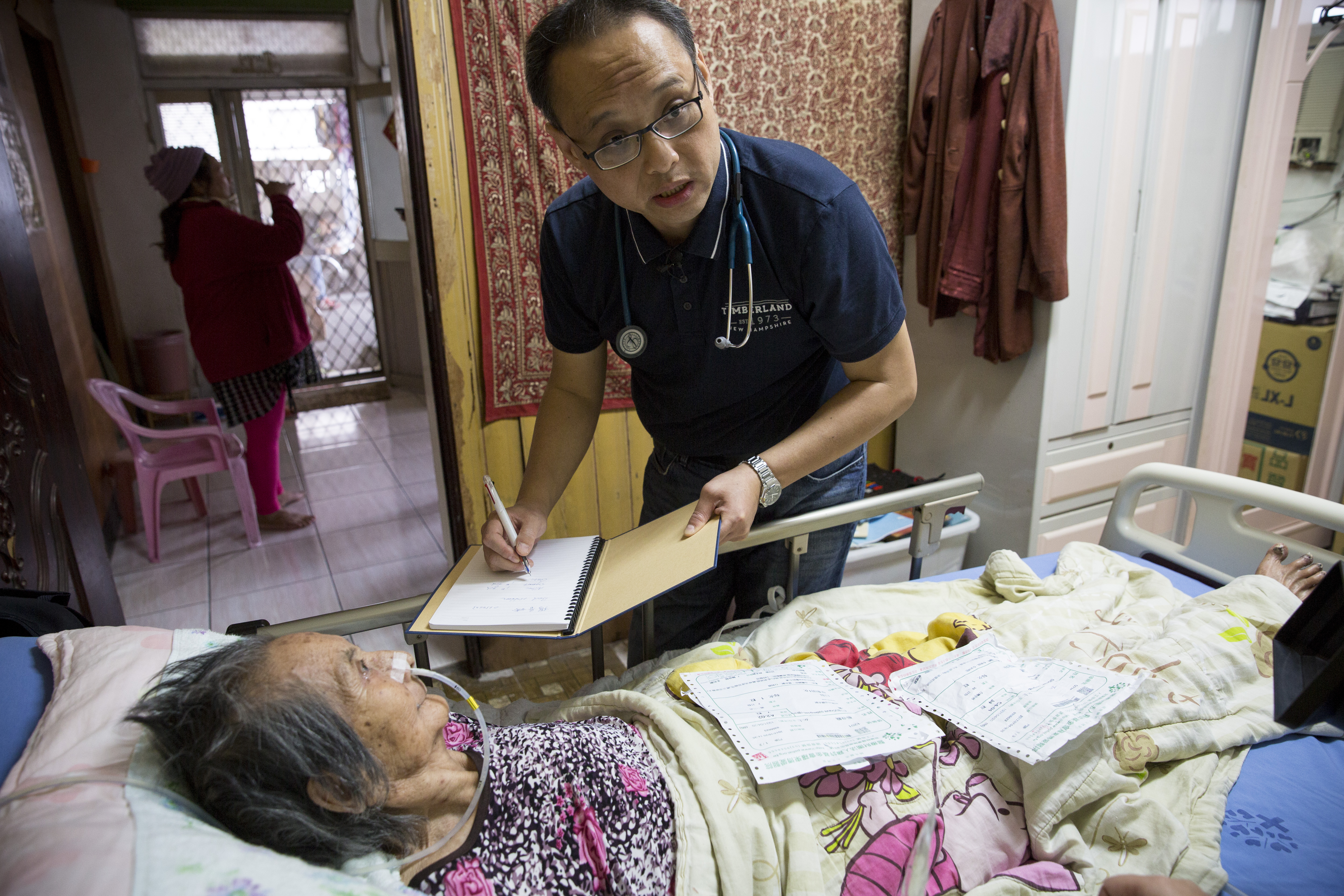 江俊廷過去在台中慈濟醫院時就經常下鄉義診，即使轉職宜蘭，仍想一圓義診夢。