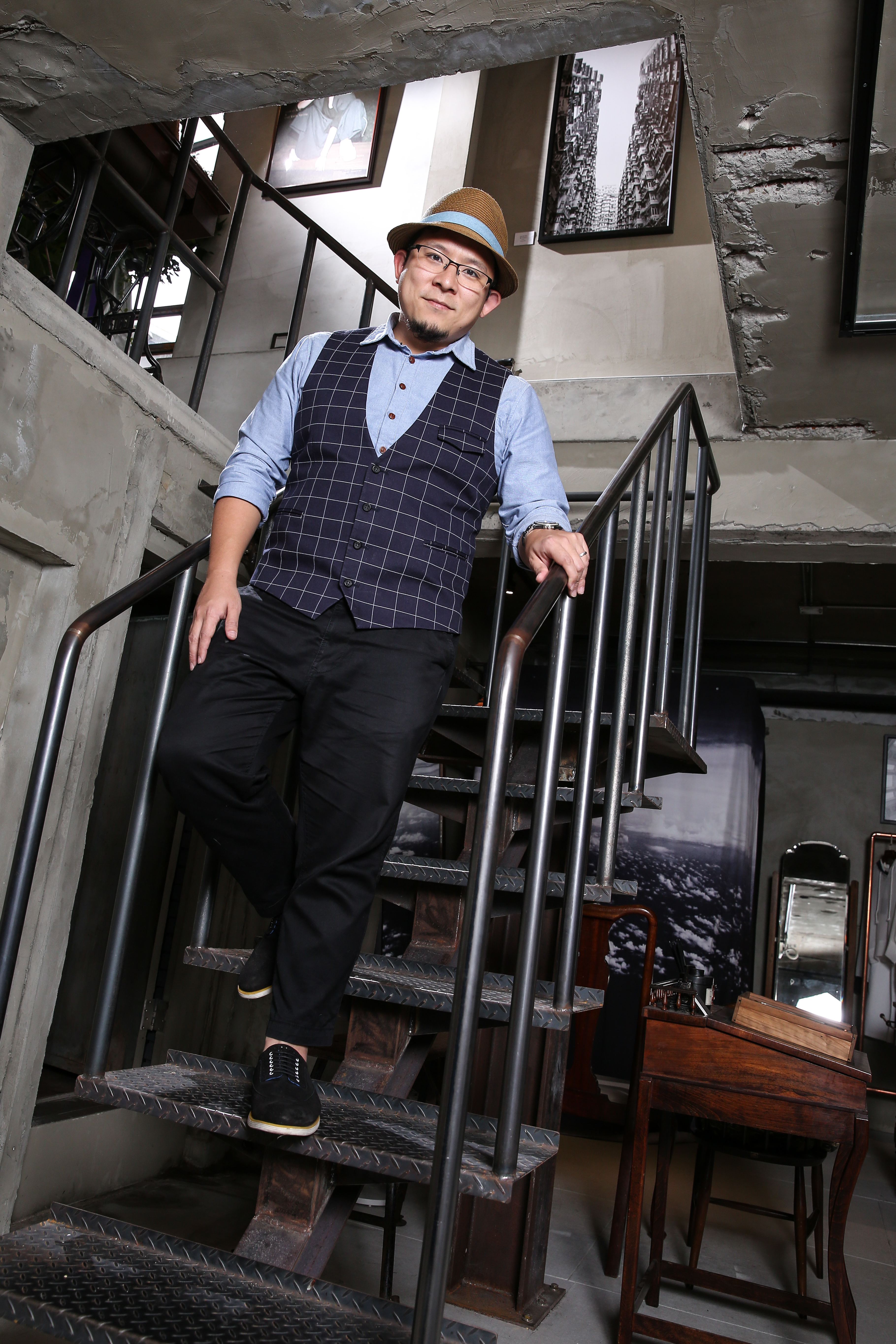 小威的攝影展幾乎都是黑白照,他透露如此可以突出主題、不被其他顏色模糊。