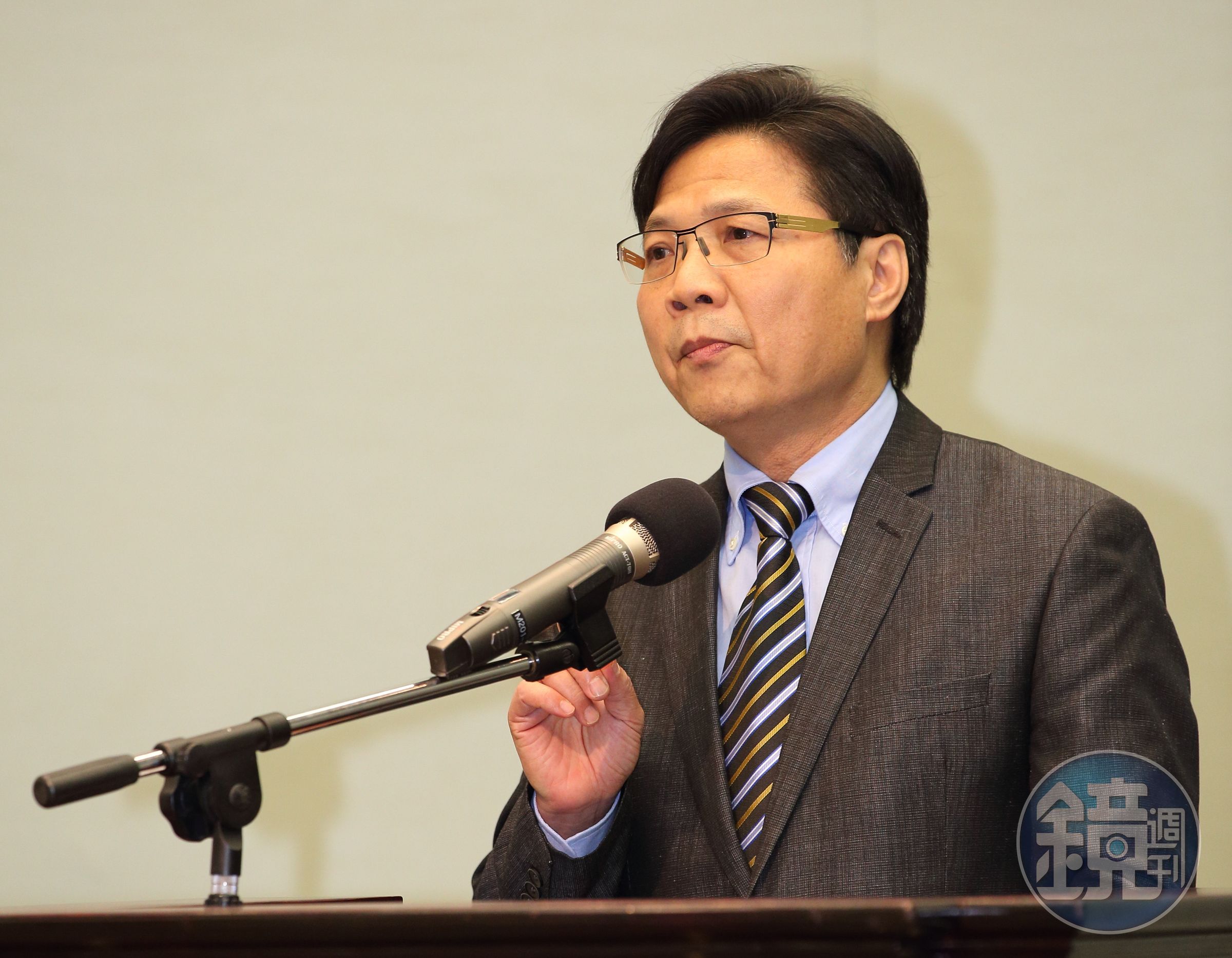 內政部長葉俊榮直言，不是只有錢的問題而已，婦聯會必須全數透明可以接受公共監督。