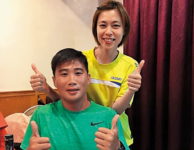 陳詩欣（右）跟陳正浩（左）是教練團成員，對於兩人關係，陳正浩一直說是「革命情感」。（翻攝自陳詩欣臉書）