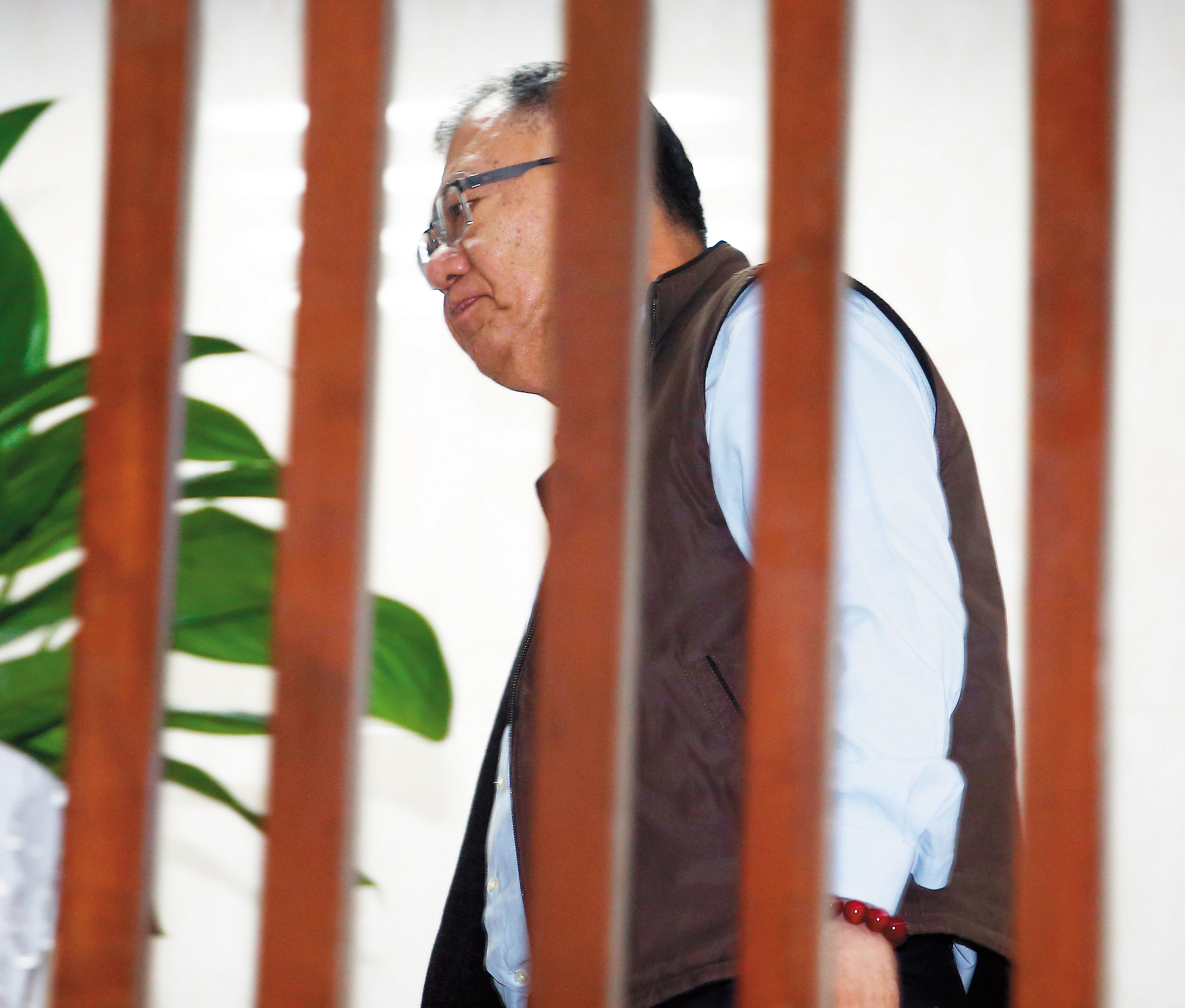 前中時集團負責人余建新毀約不買三中，後來改以8.9億元買中視，其中有無弊端，檢方一併調查中。（聯合知識庫）