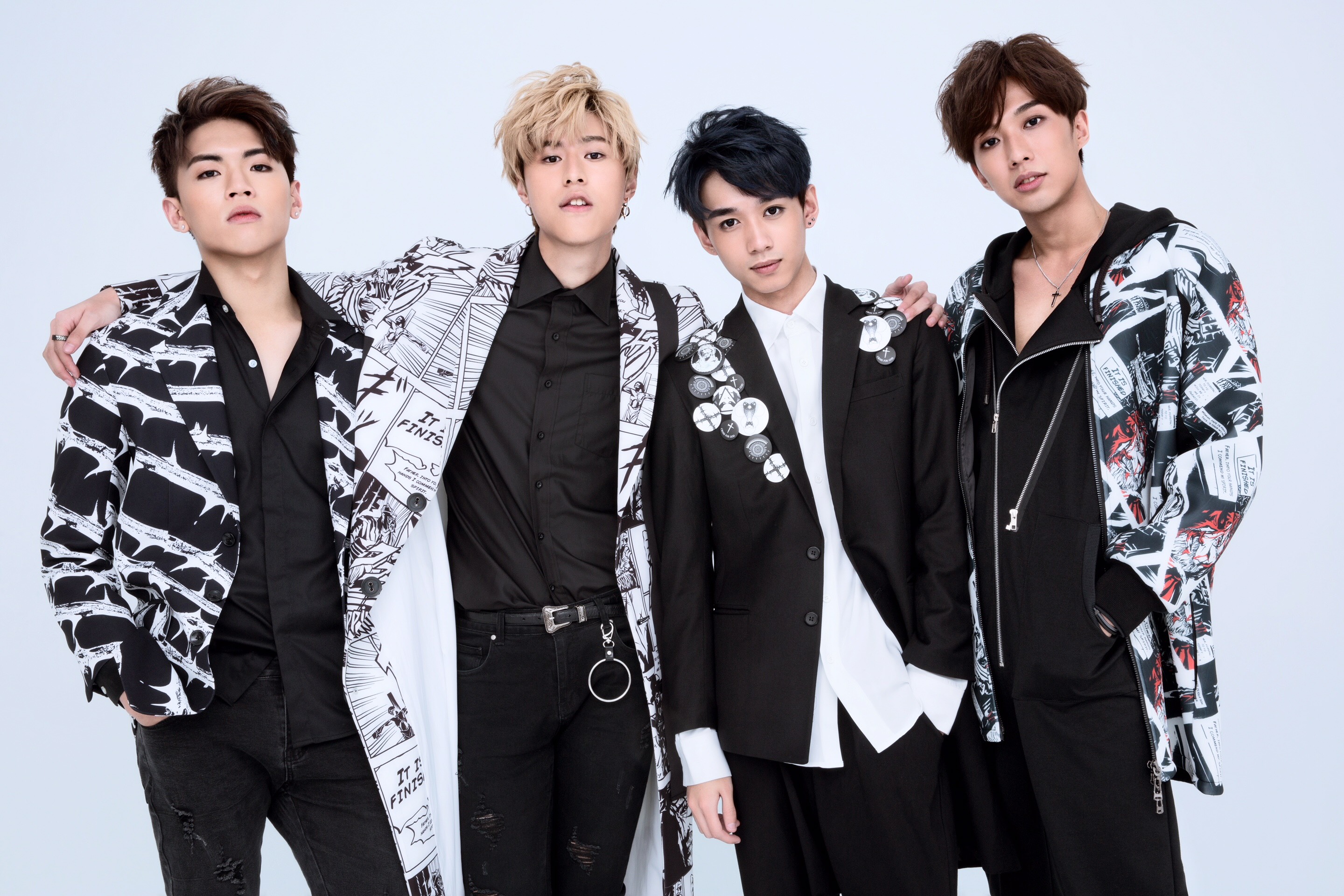 男團A-TEAM近期推出新單曲〈玩偶〉，有師姐穆熙妍填詞、張傑譜曲。 （年代整合提供）