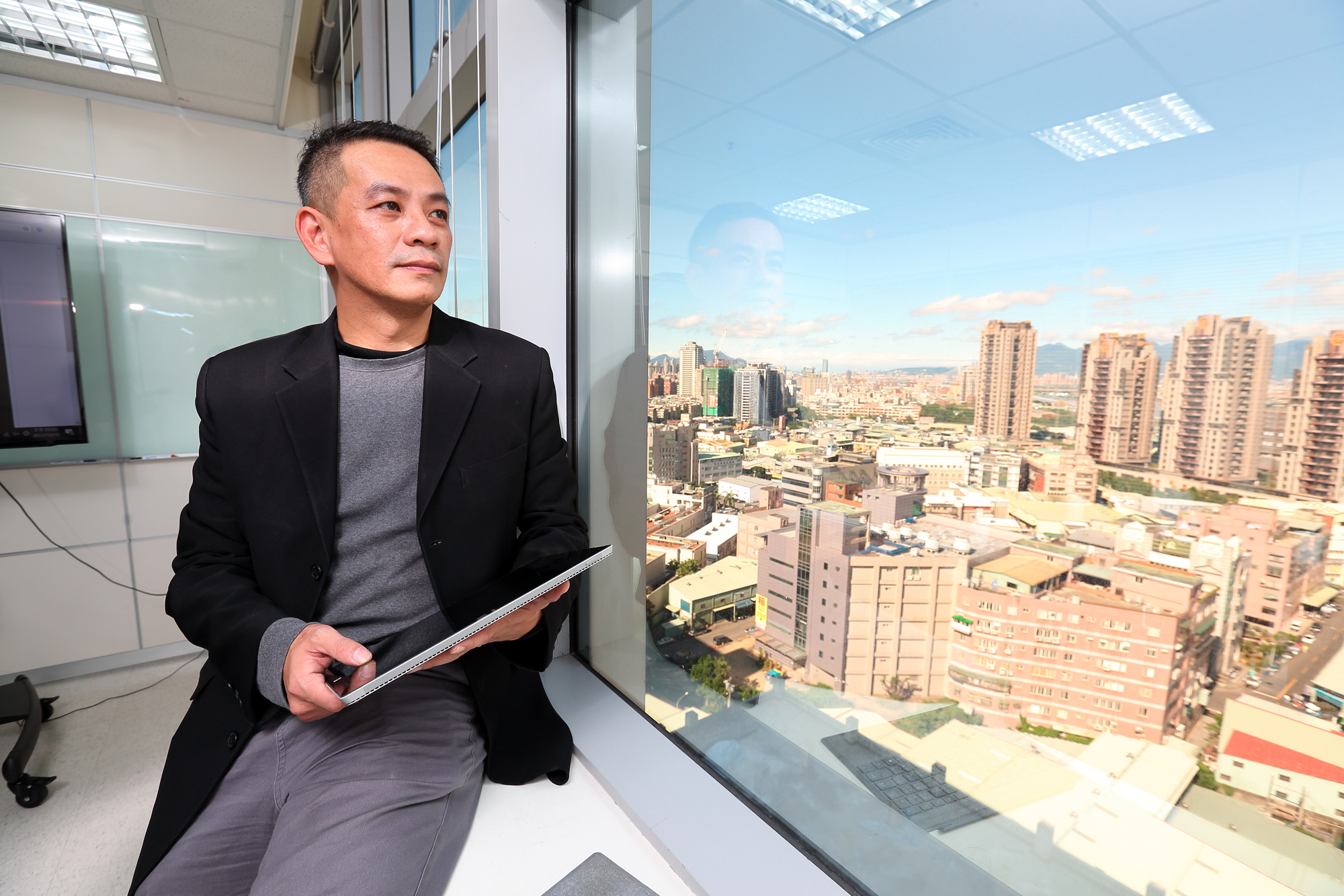 曾是投顧圈知名分析師的林家洋，過去曾因為融資買股，加上不斷低接股票，慘賠上百萬元。